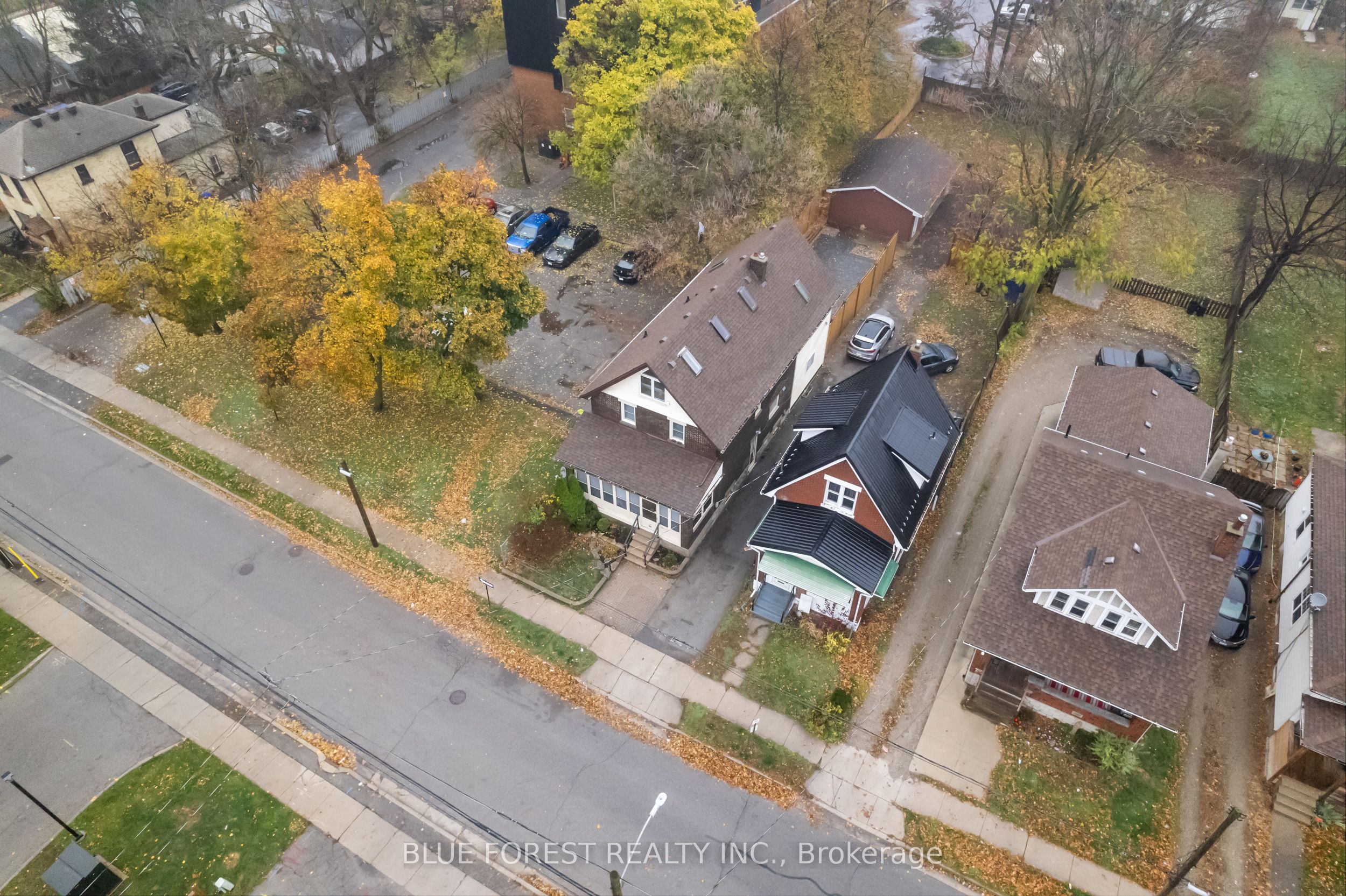246 Grey Street Property Photo 4