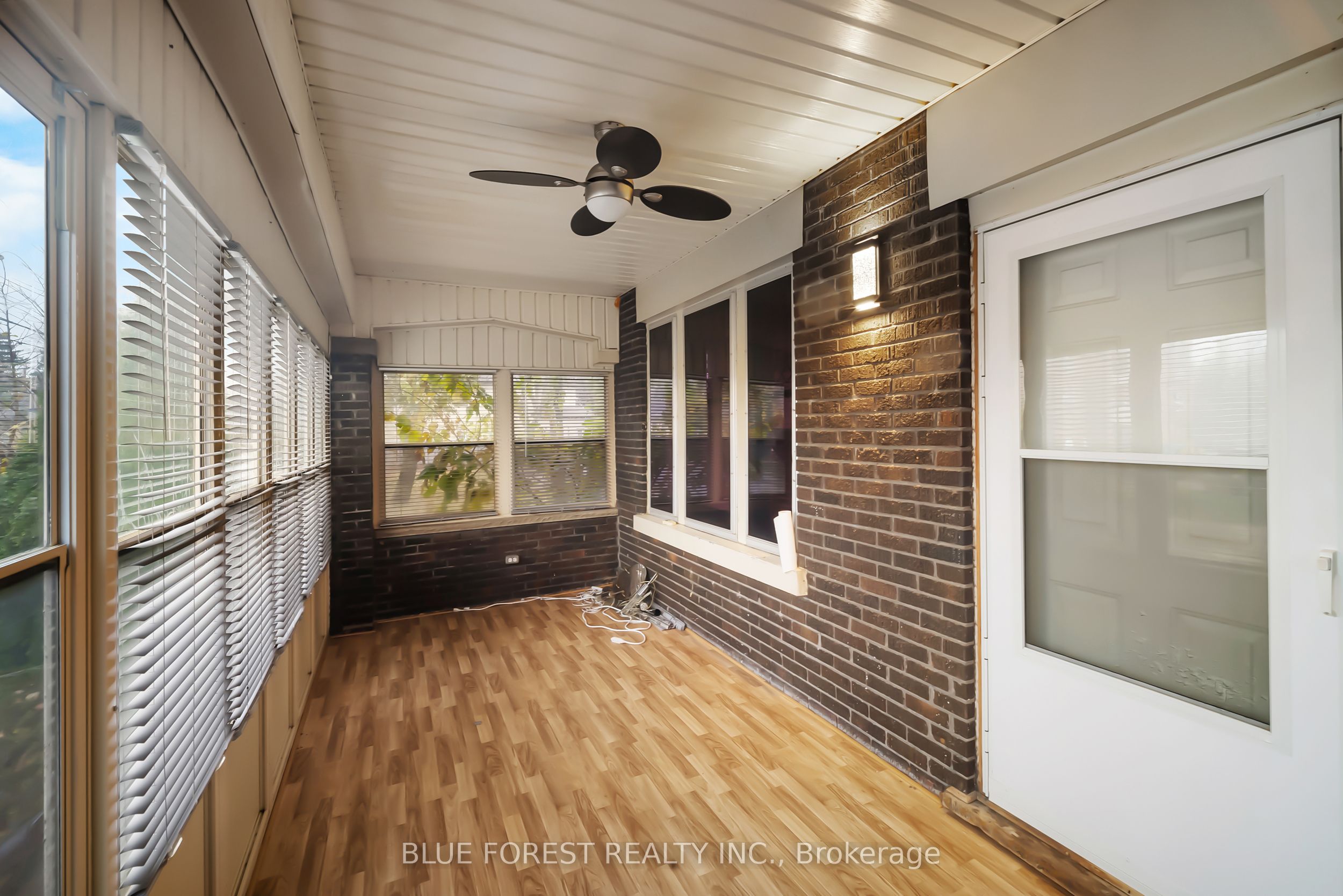 246 Grey Street Property Photo 5