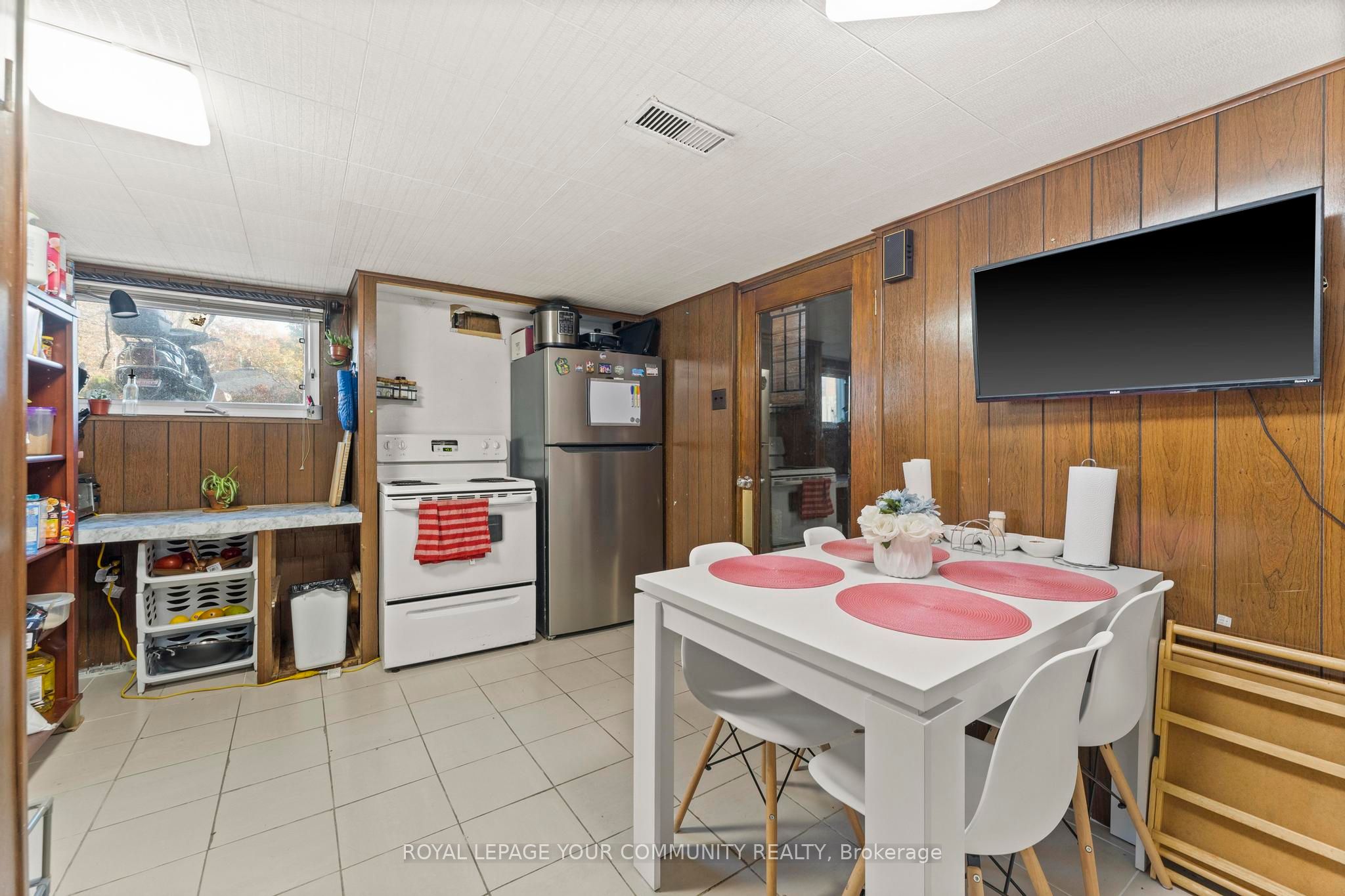 36 Pearl Avenue Property Photo 19