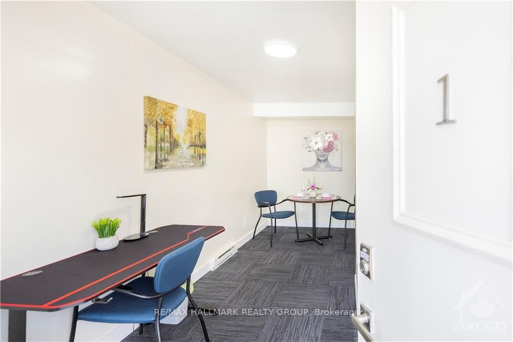 #1 - 462 Bronson Avenue Property Photo 8