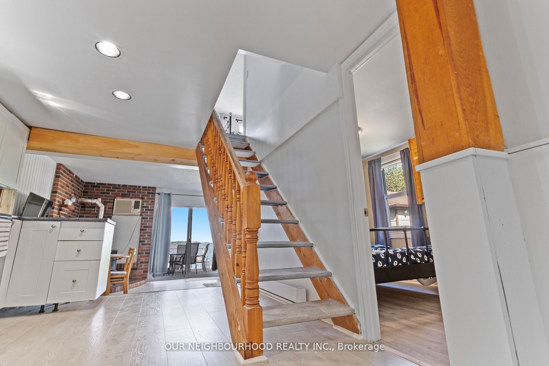 6108 Curtis Point Road Property Photo 8