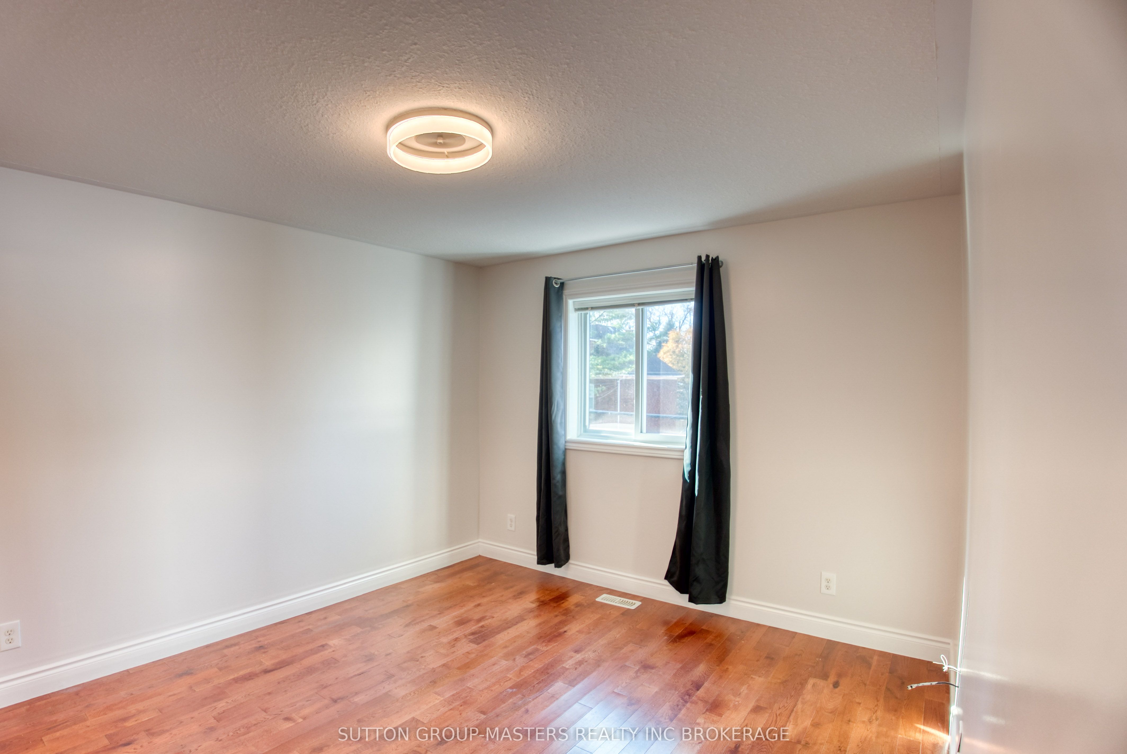 47 Livingston Street Property Photo 15