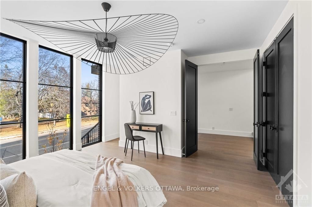 246 Byron Avenue Property Photo 29