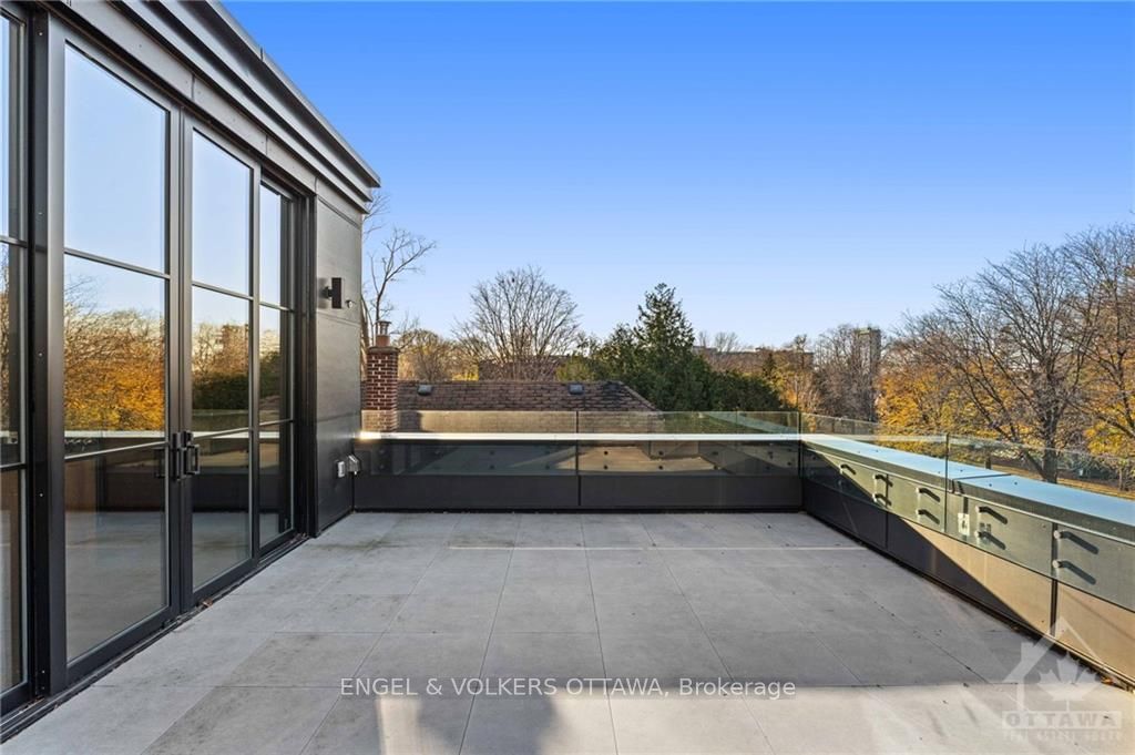 246 Byron Avenue Property Photo 60