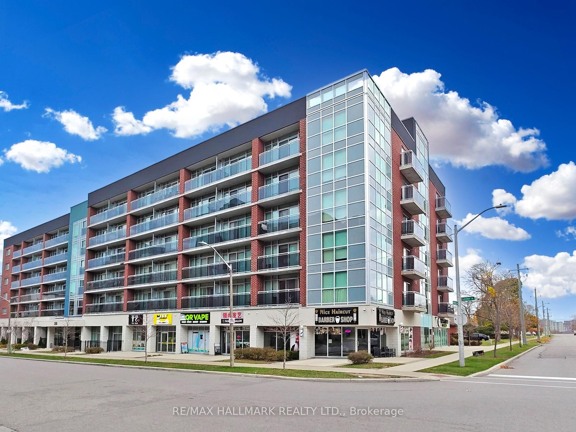 #207 - 308 Lester Street Property Photo 5