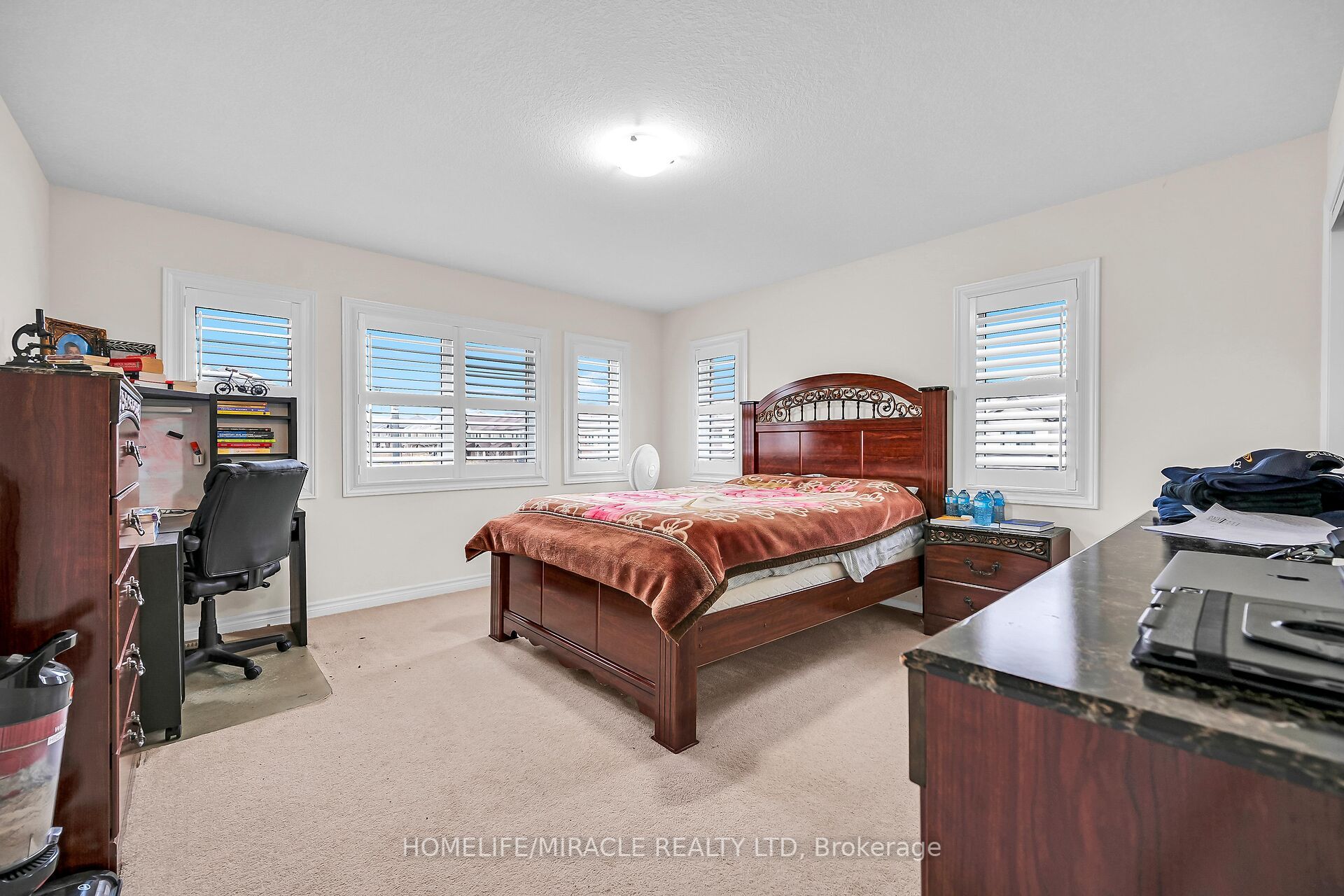 3 Aldgate Avenue Property Photo 21