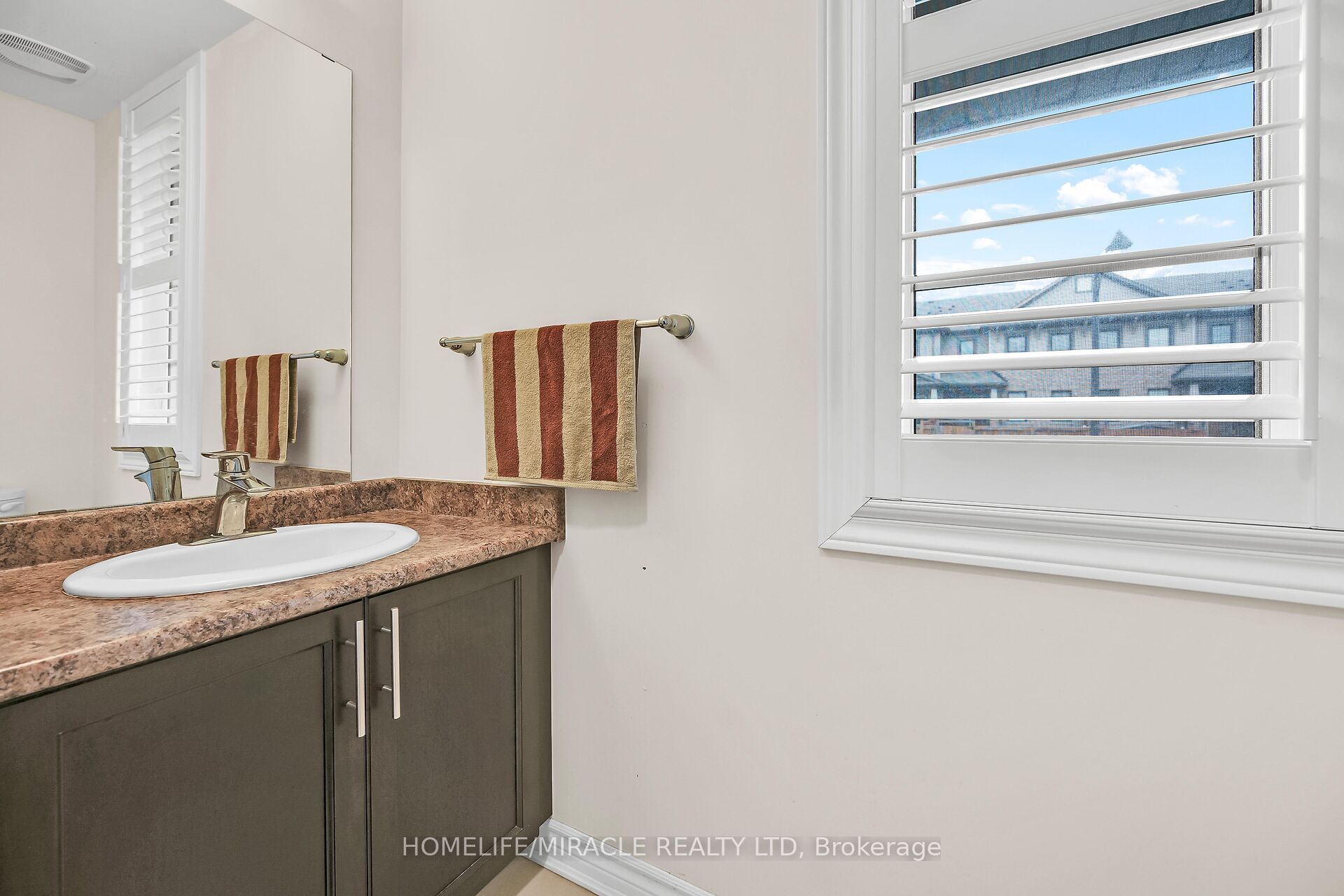 3 Aldgate Avenue Property Photo 36
