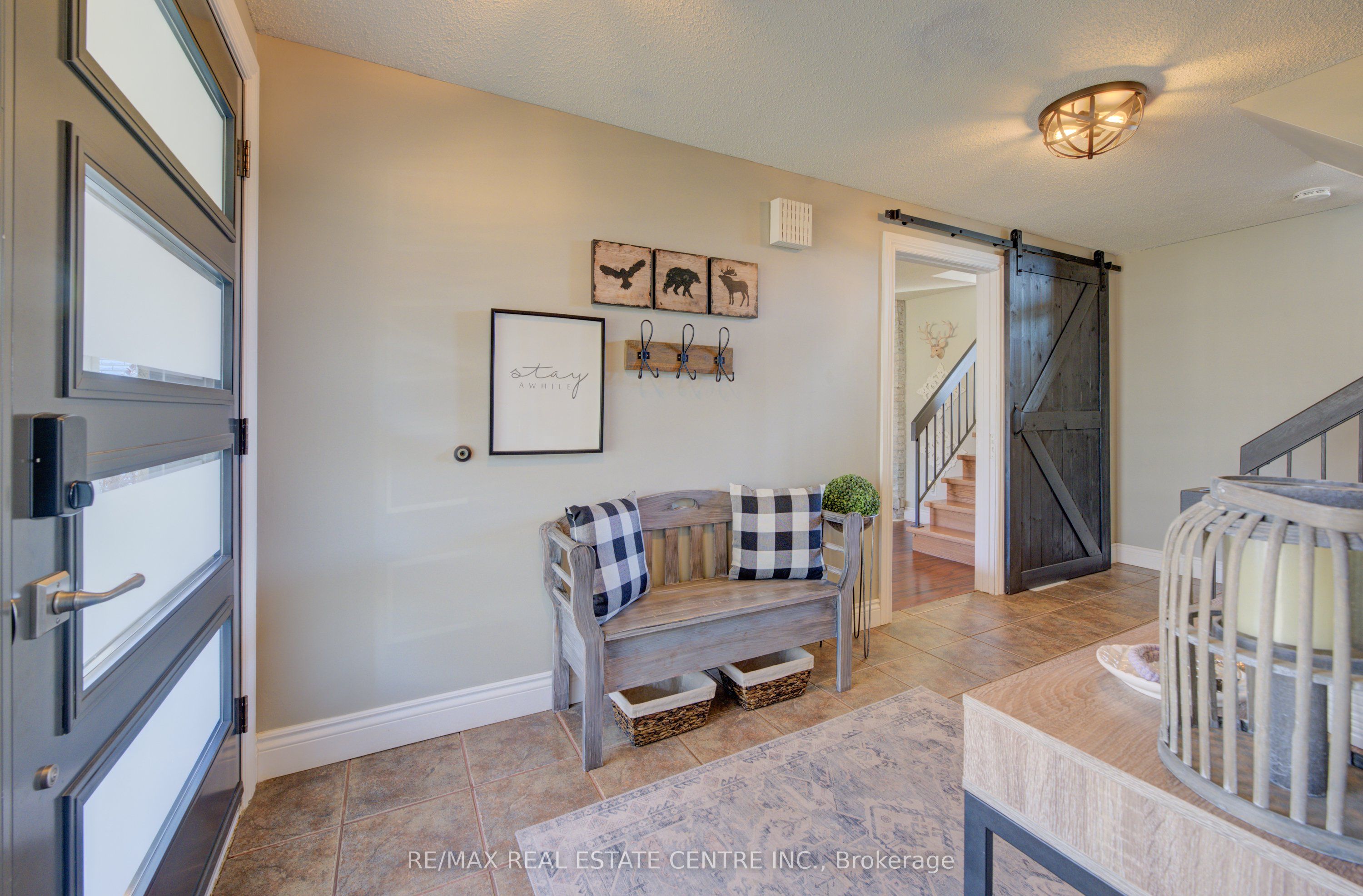47 Manor Drive Property Photo 4