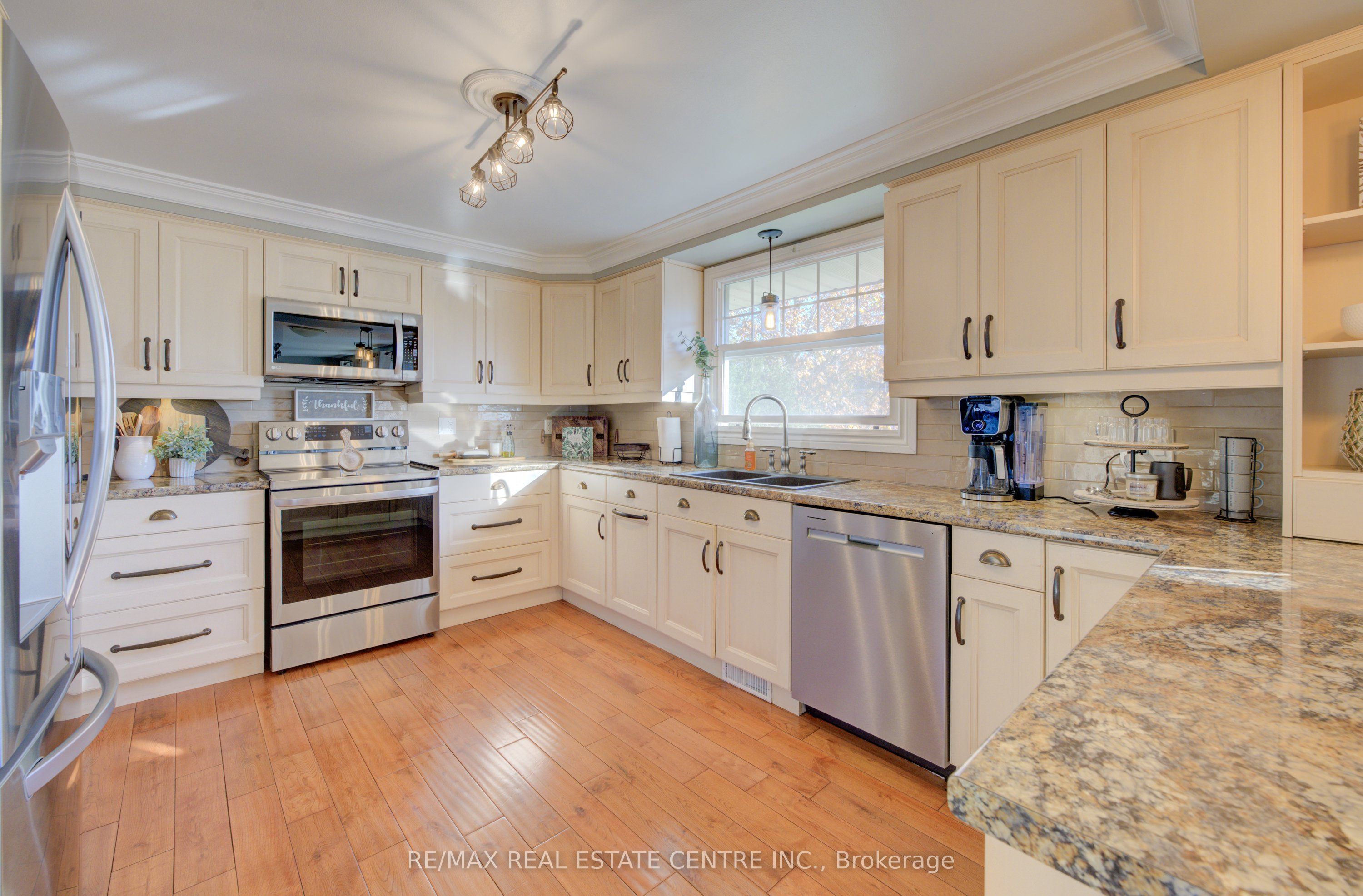47 Manor Drive Property Photo 18