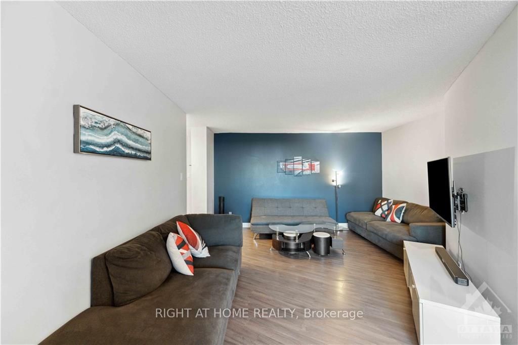 #718 - 2000 Jasmine Crescent Property Photo 17