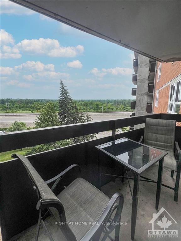 #718 - 2000 Jasmine Crescent Property Photo 25
