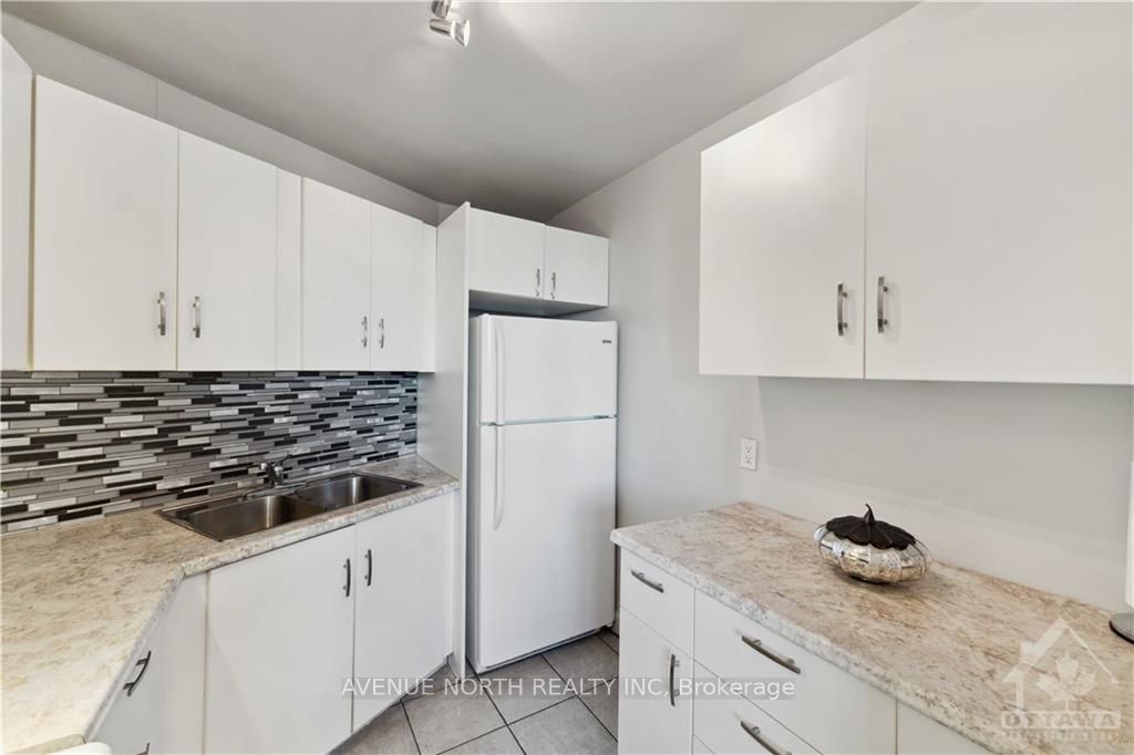 #718 - 2000 Jasmine Crescent Property Photo 29