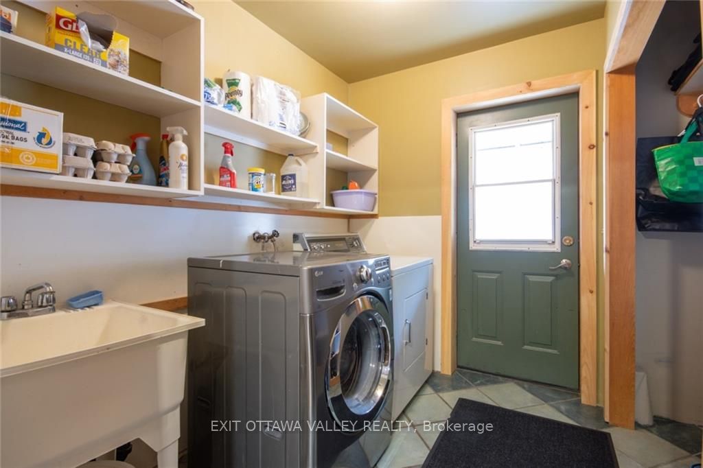 336 Wiltom Drive Property Photo 20