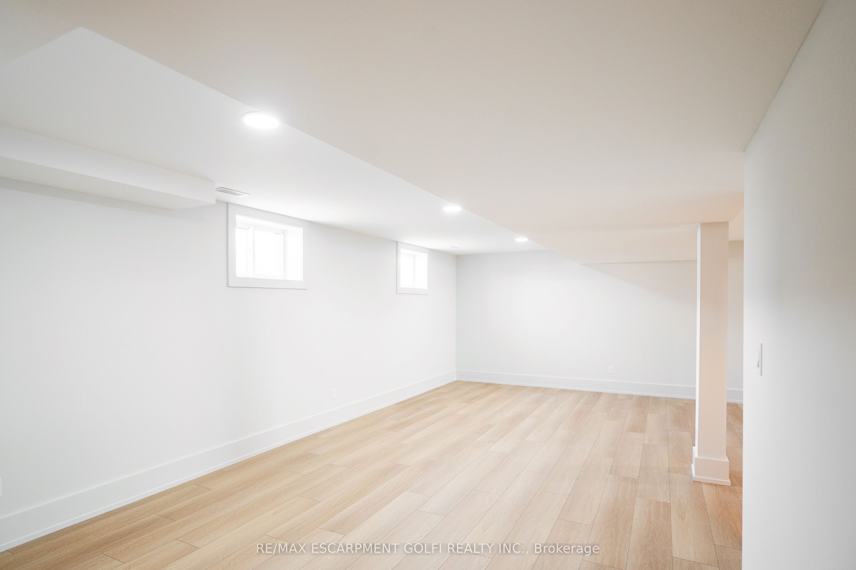 19 Oakley Drive Property Photo 31