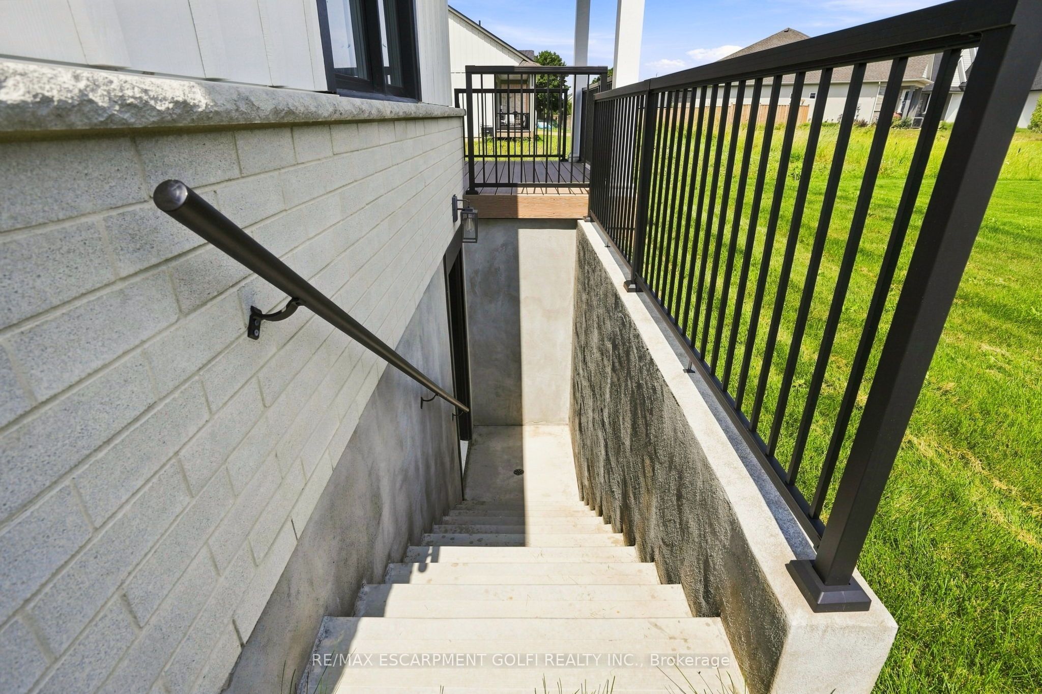 19 Oakley Drive Property Photo 40
