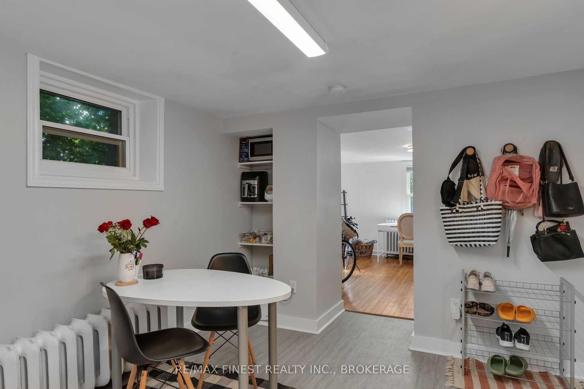 325 Sydenham Street Property Photo 24