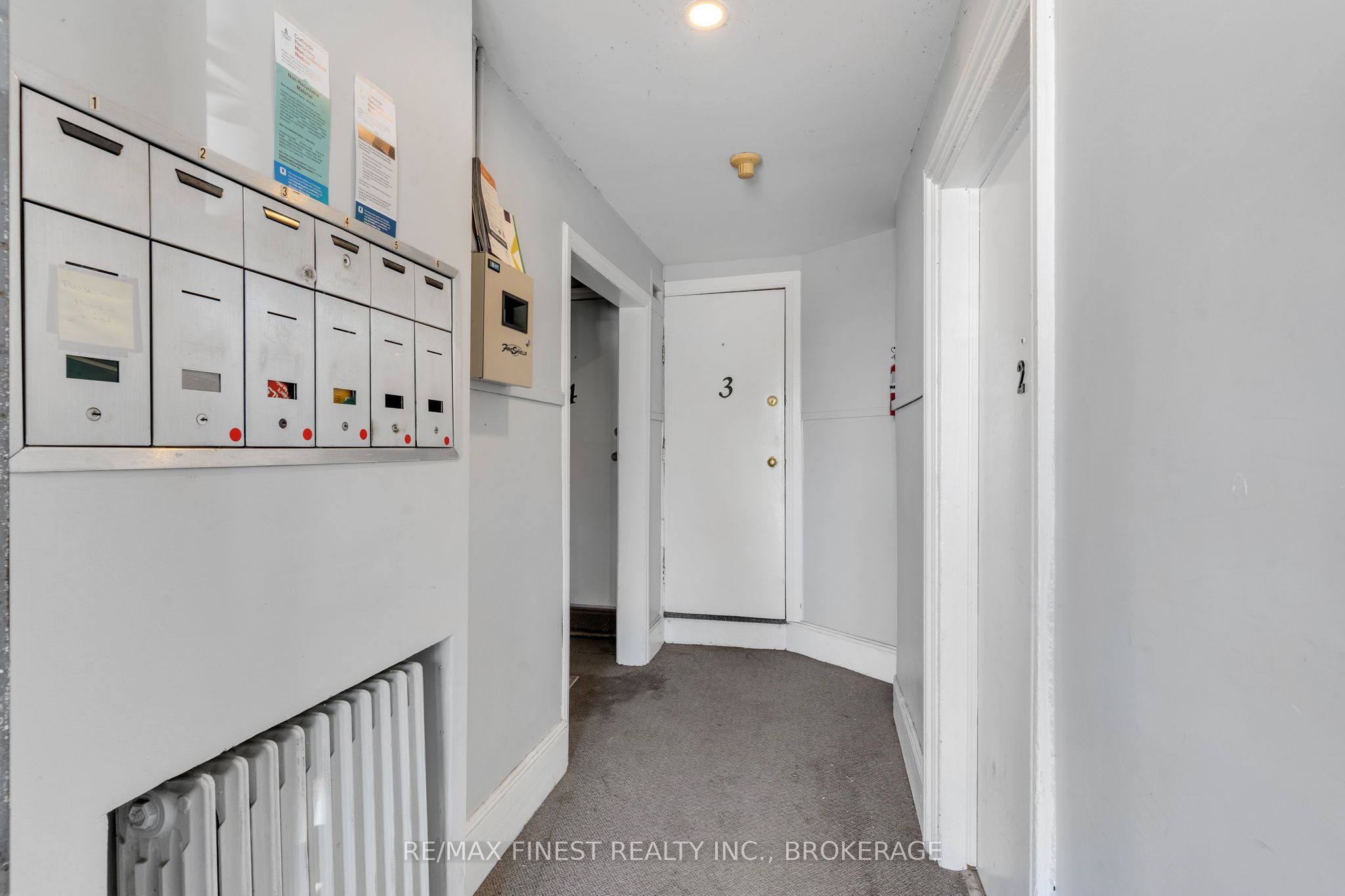 325 Sydenham Street Property Photo 30