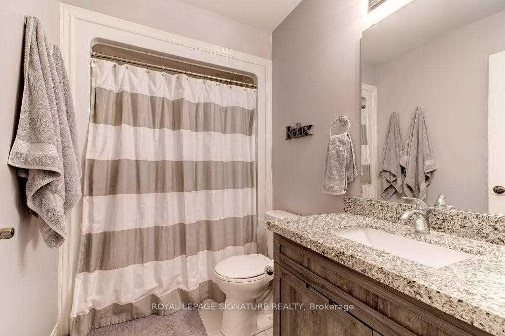 #25 - 120 Vineberg Drive Property Photo 17