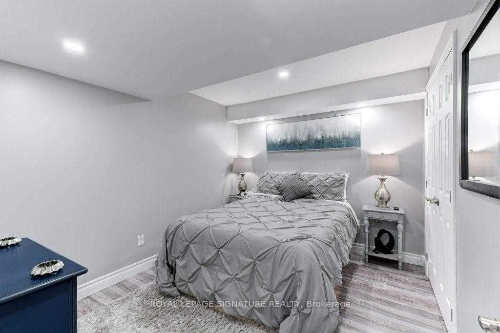 #25 - 120 Vineberg Drive Property Photo 24