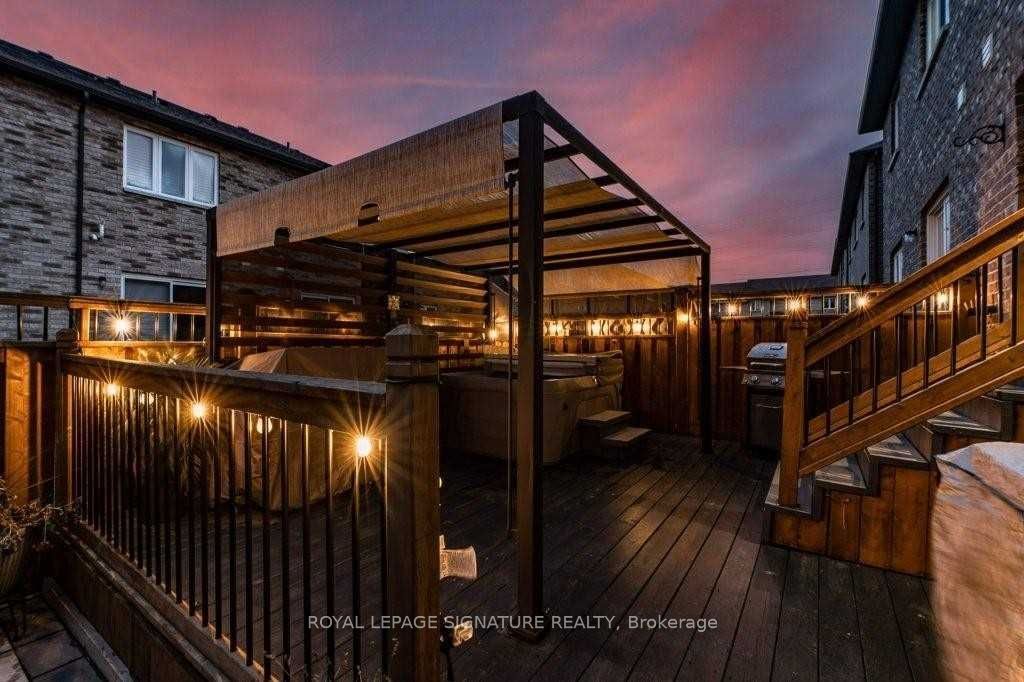 #25 - 120 Vineberg Drive Property Photo 26
