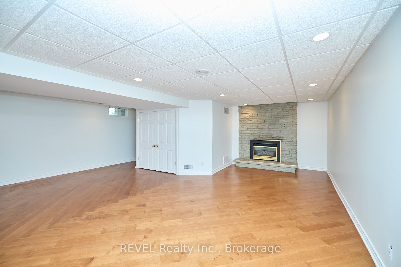 1112 Kennedy Drive Property Photo 18