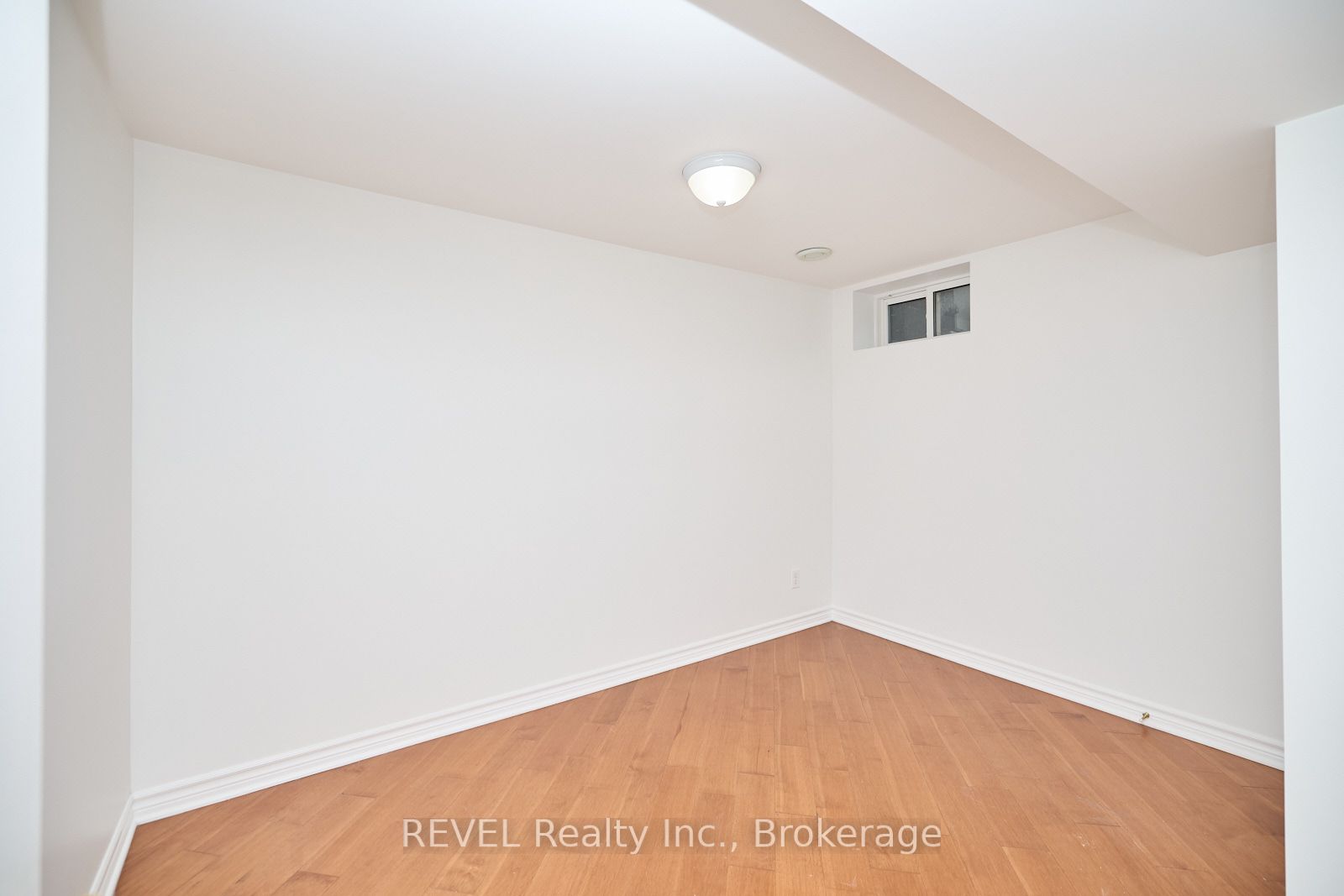 1112 Kennedy Drive Property Photo 21