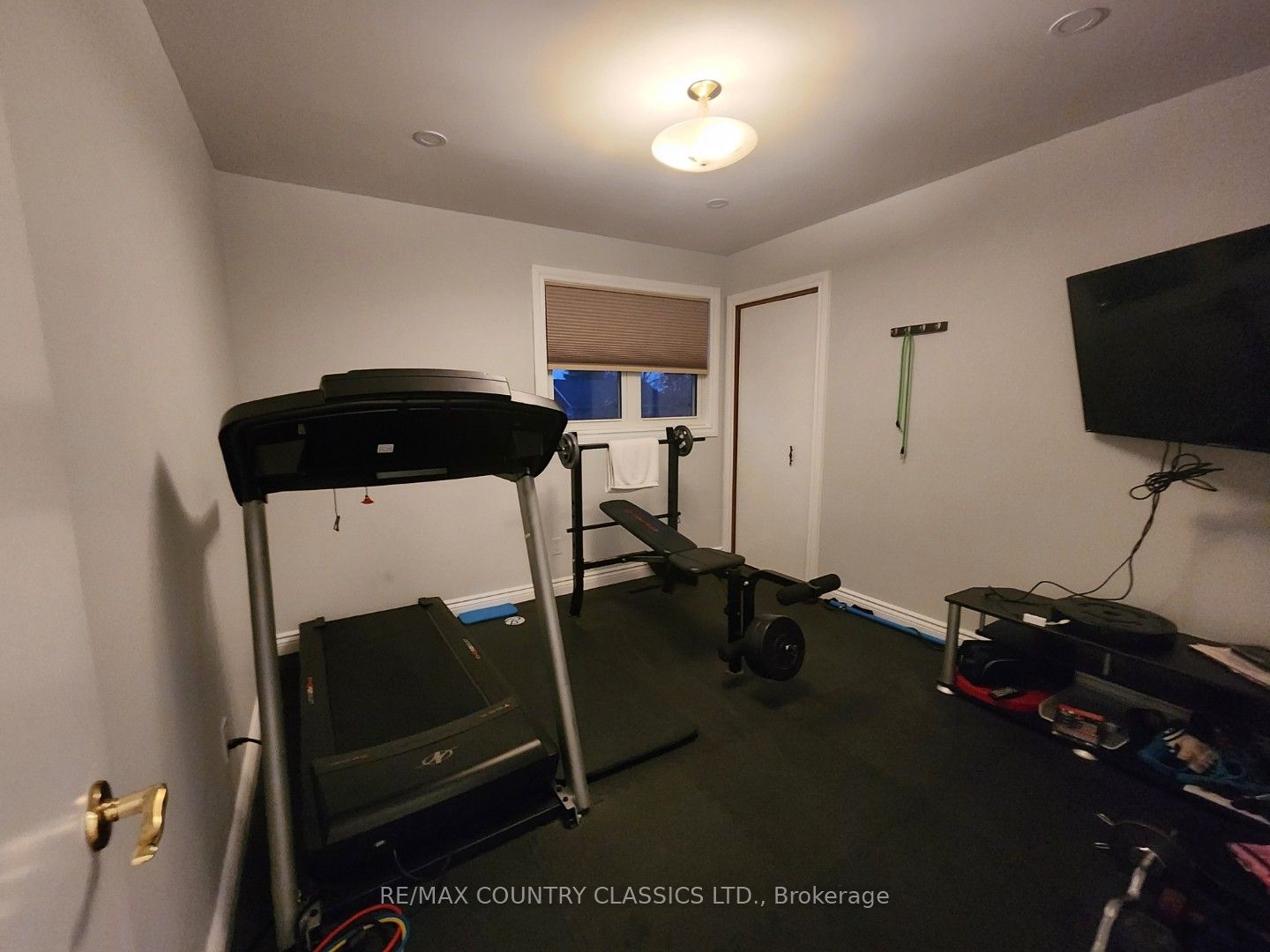 1210 Summit Drive Property Photo 12