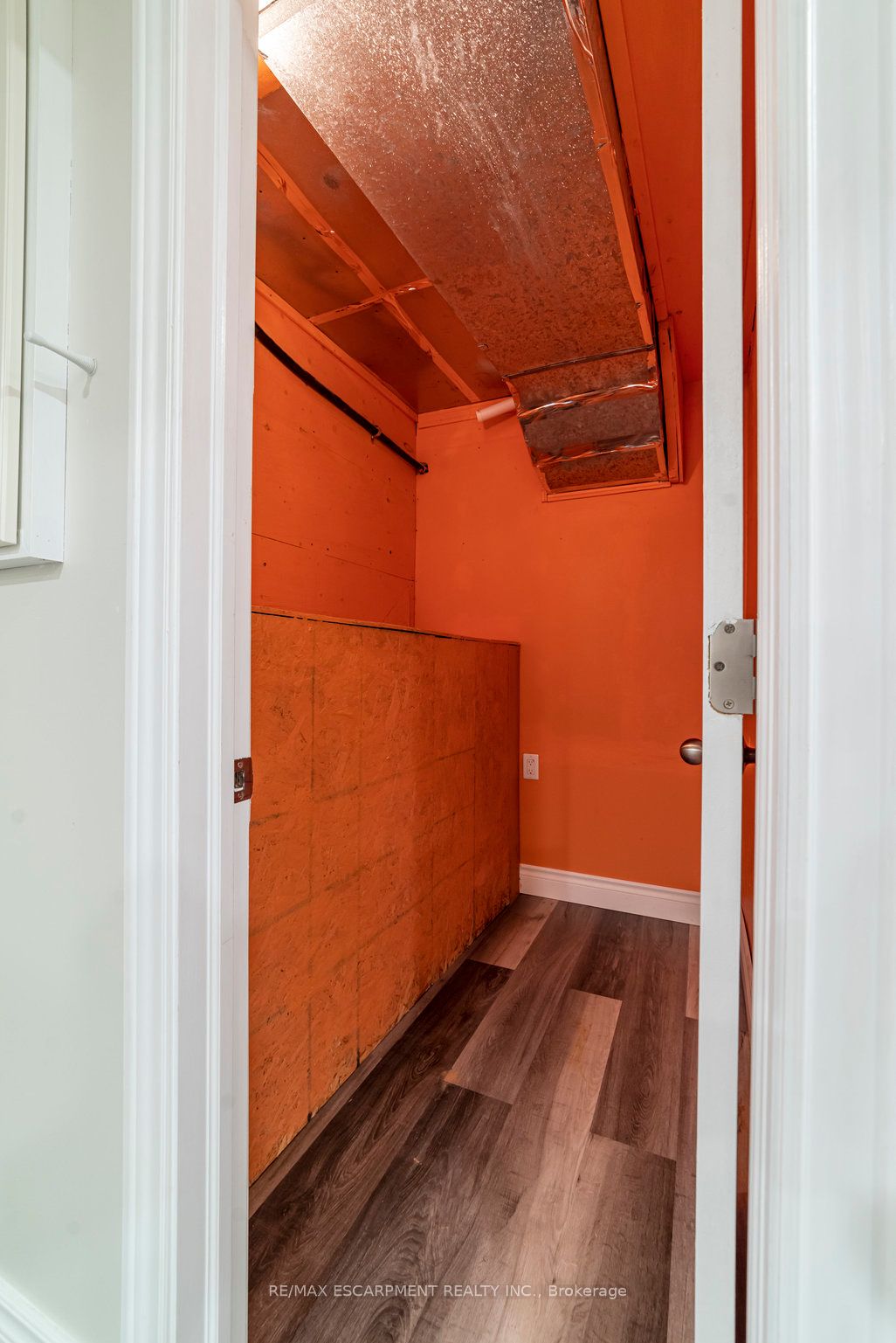 #lower - 3215 Cemetery Road Property Photo 19