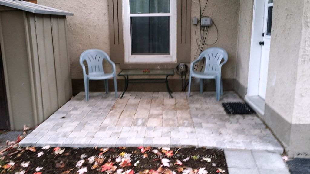390 Division Street Property Photo 11