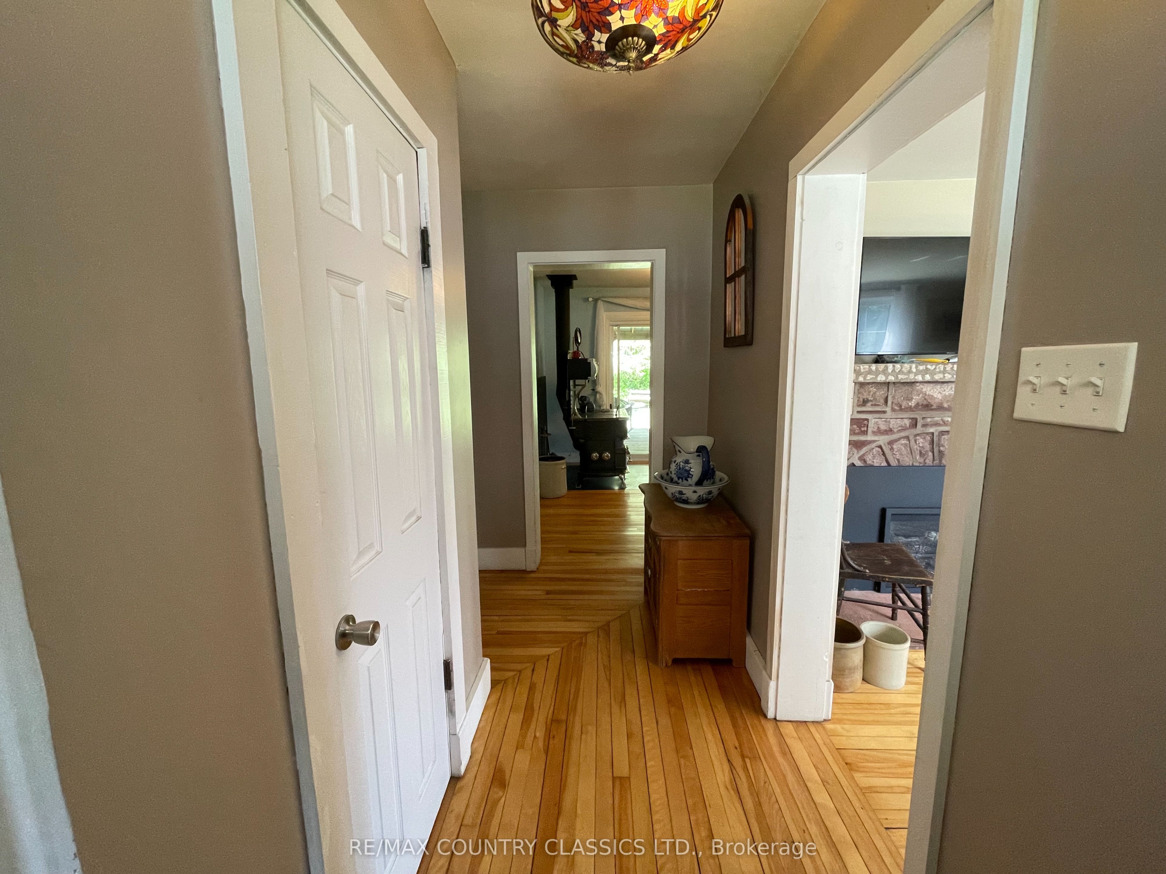 45 Wollaston Lk Road Property Photo 9