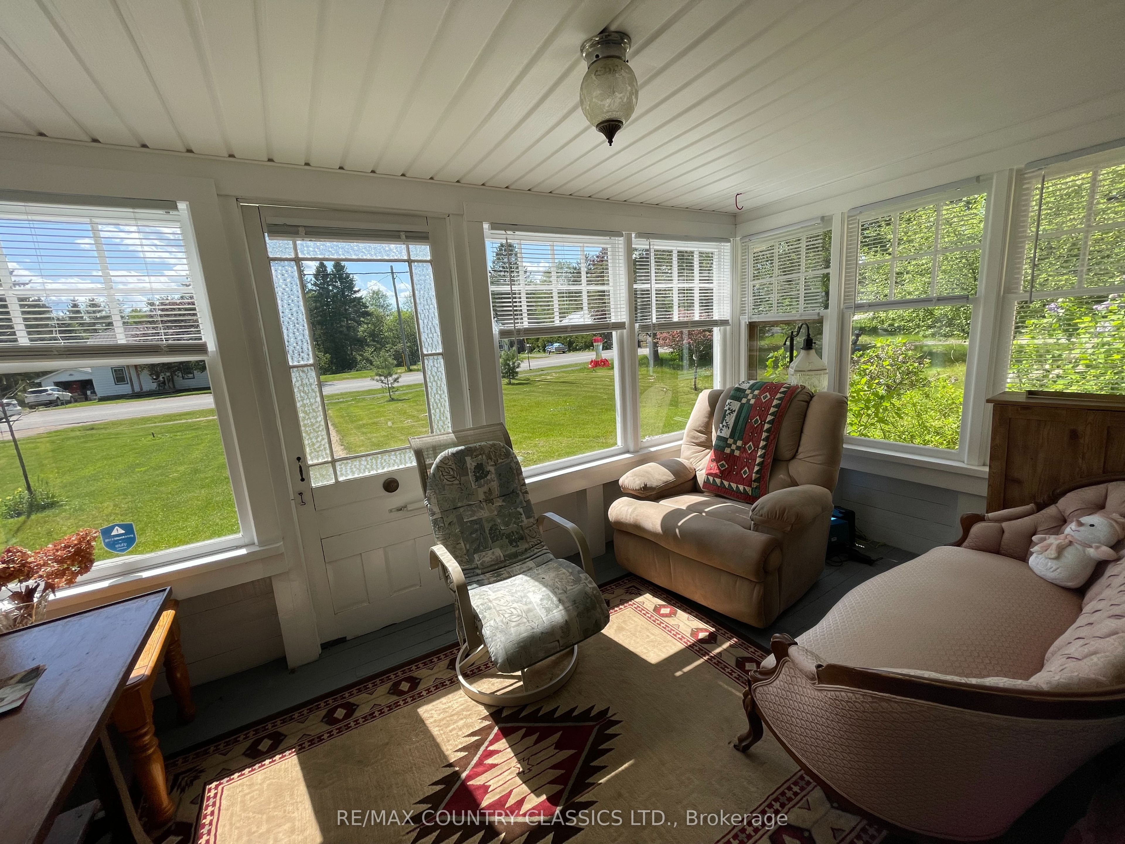 45 Wollaston Lk Road Property Photo 13