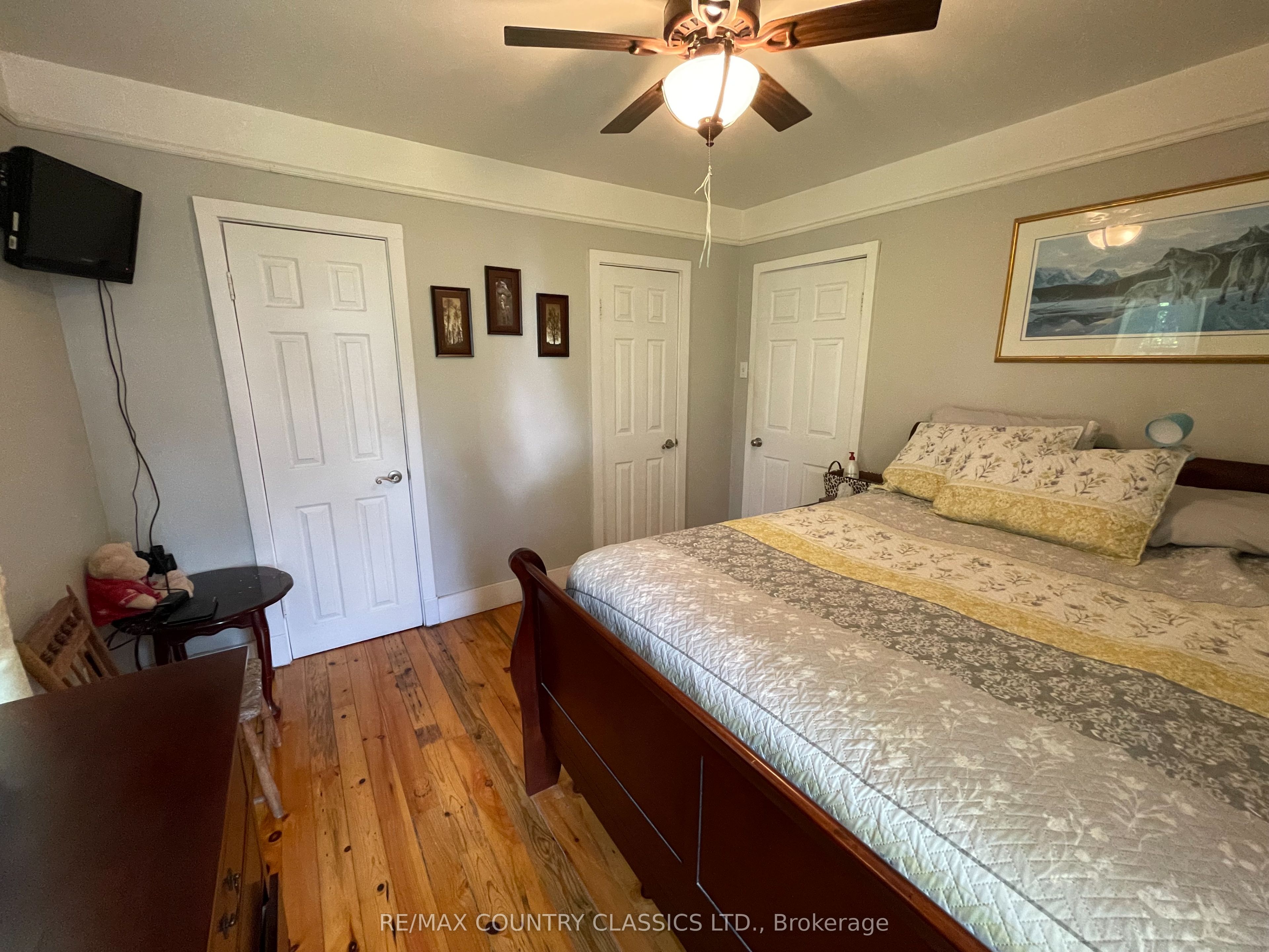 45 Wollaston Lk Road Property Photo 28