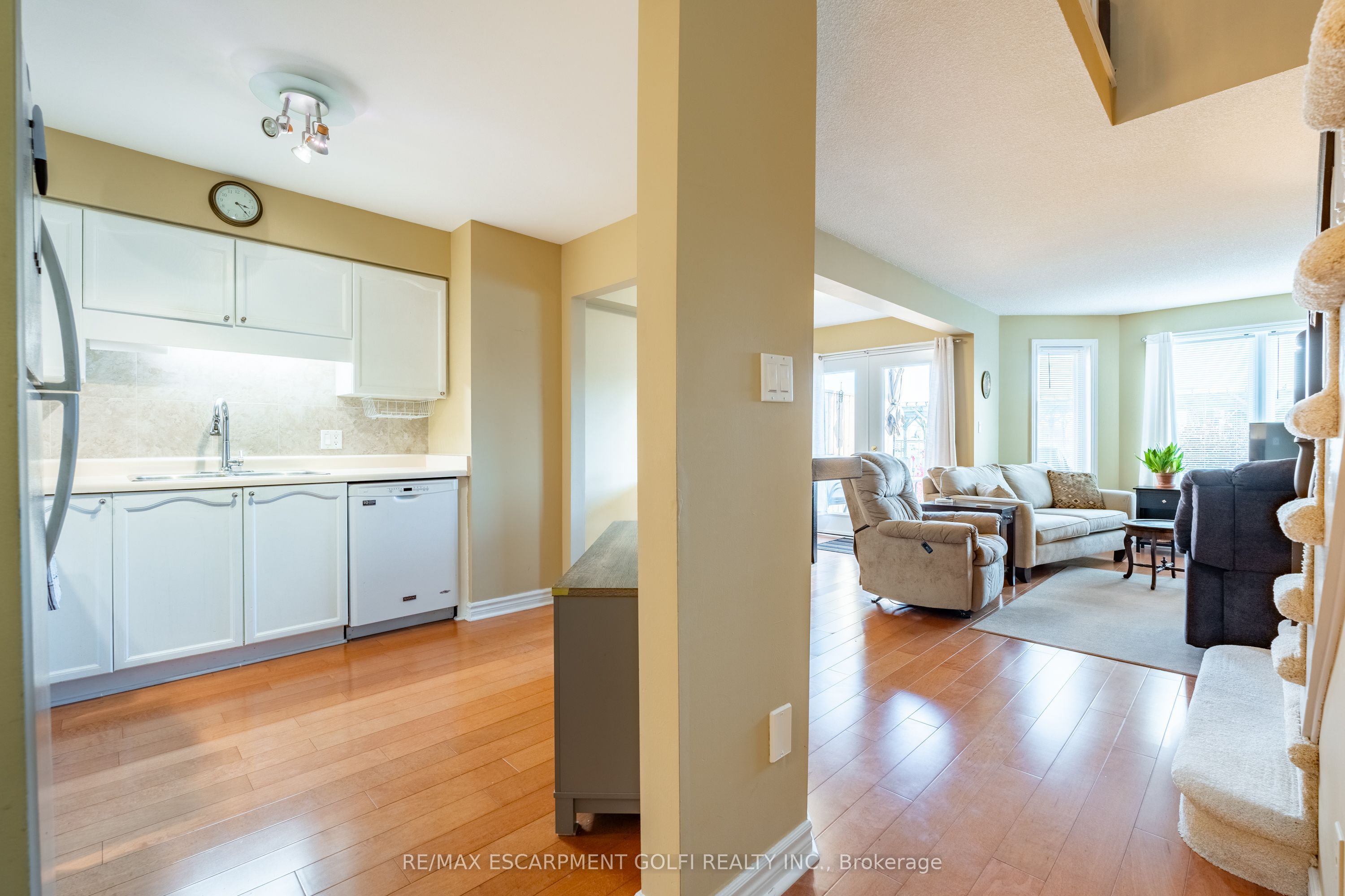 53 Myrtle Avenue Property Photo 7