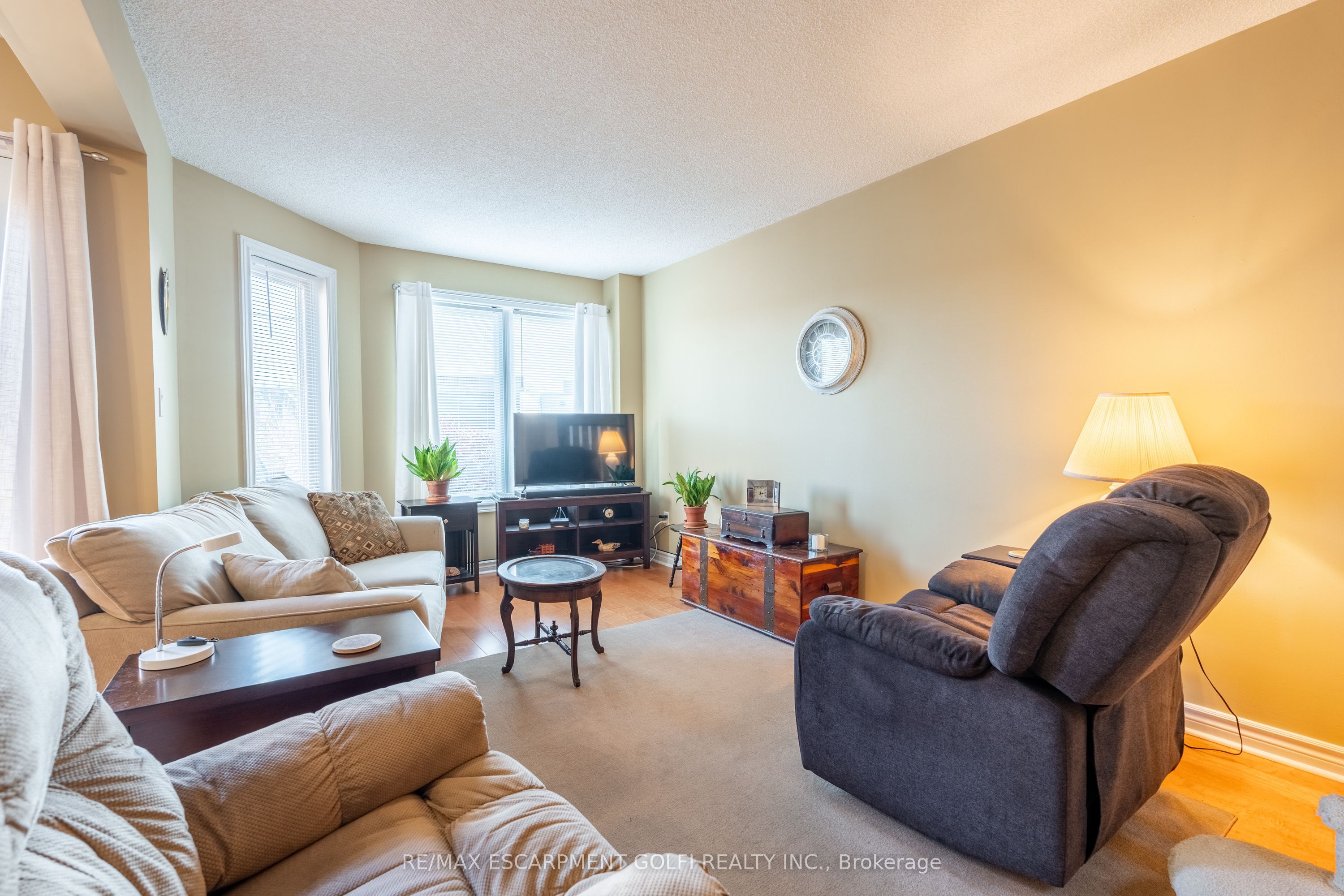 53 Myrtle Avenue Property Photo 14