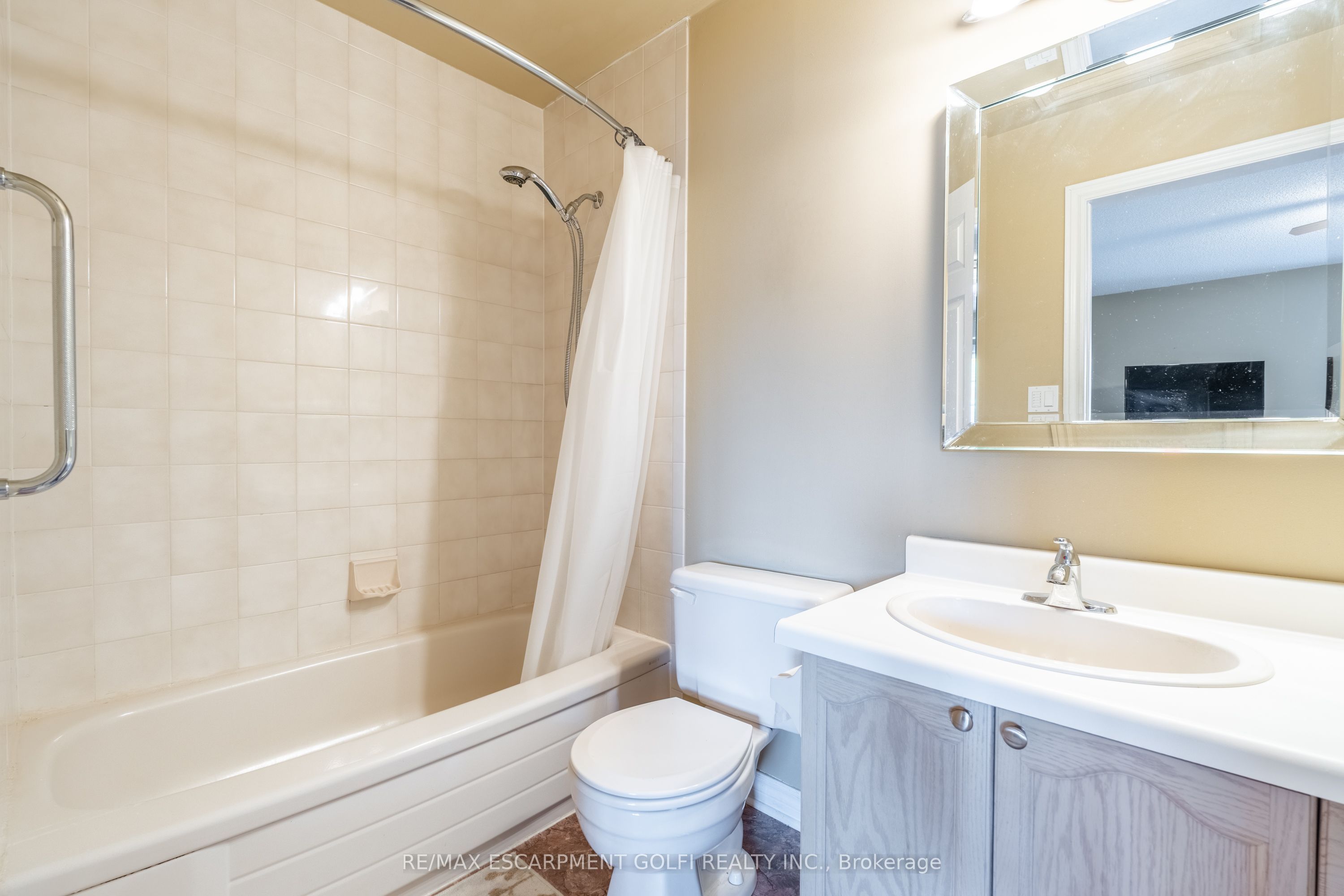 53 Myrtle Avenue Property Photo 21
