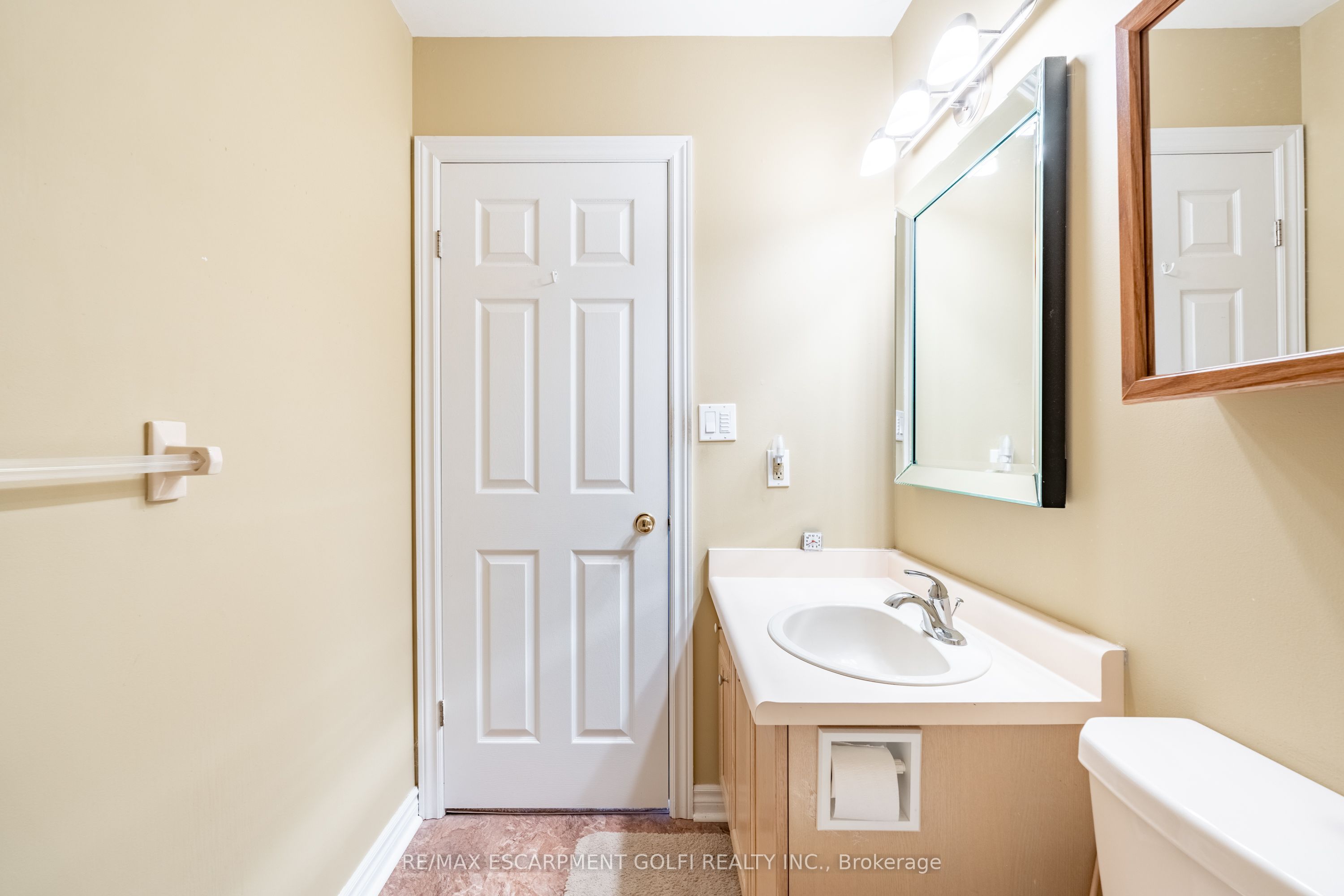 53 Myrtle Avenue Property Photo 23