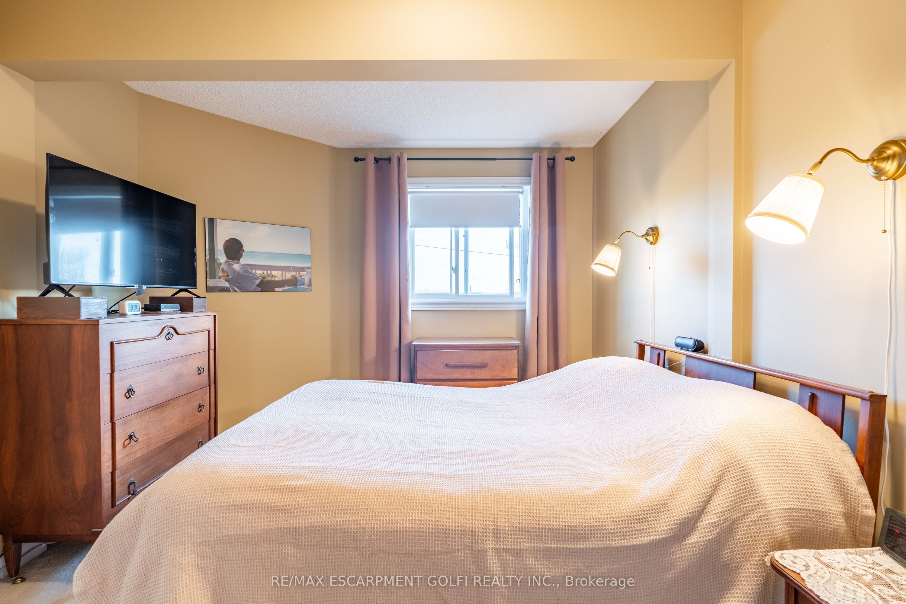 53 Myrtle Avenue Property Photo 28