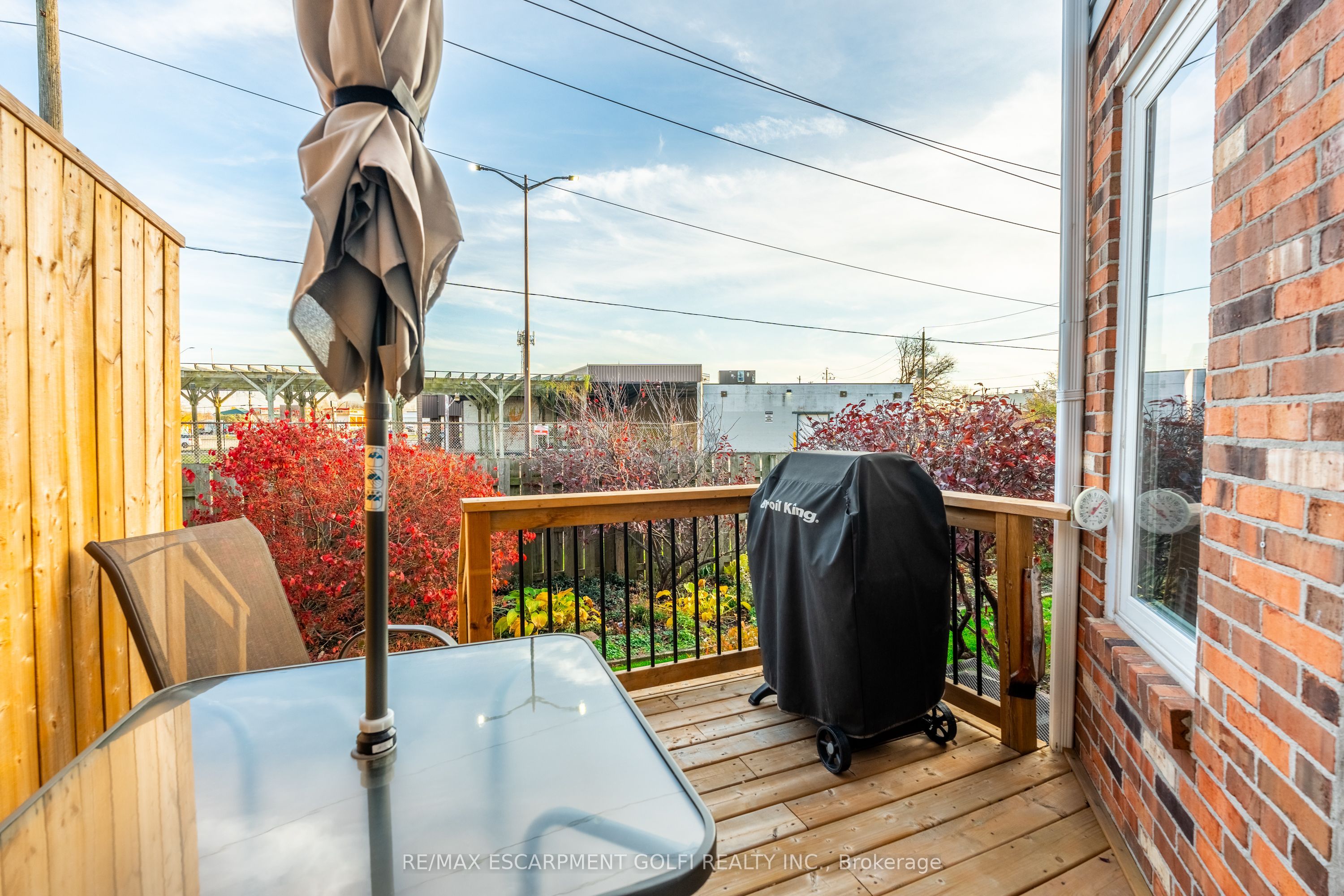 53 Myrtle Avenue Property Photo 38
