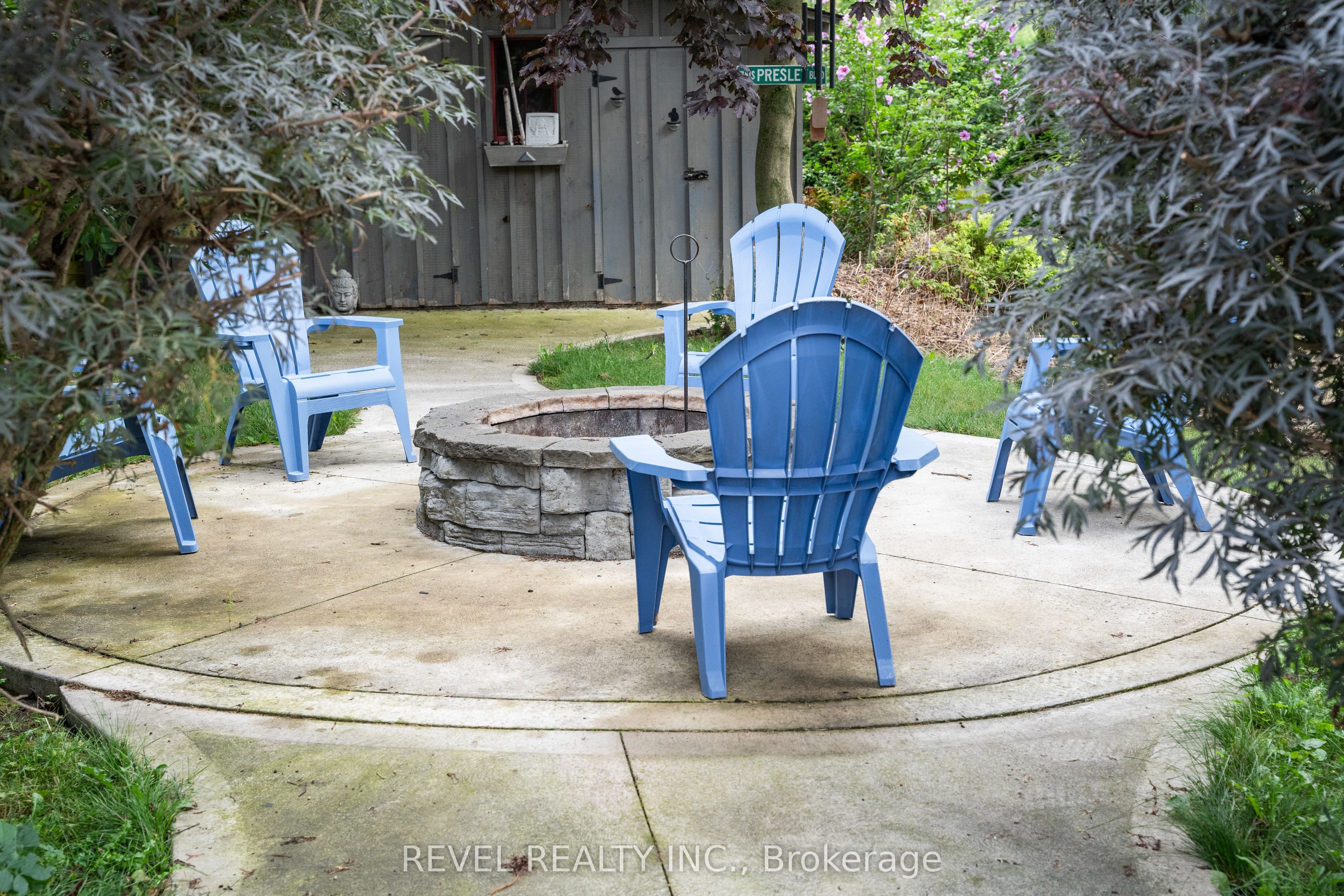 403 Apache Street Property Photo 24