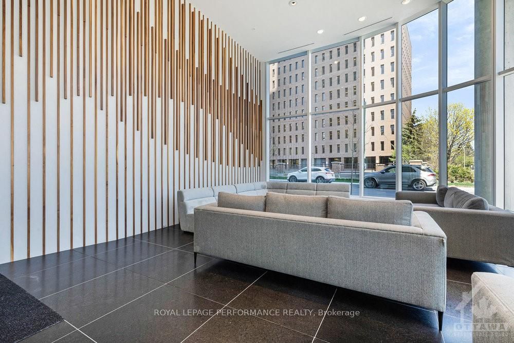 #2508 - 805 Carling Avenue Property Photo 3