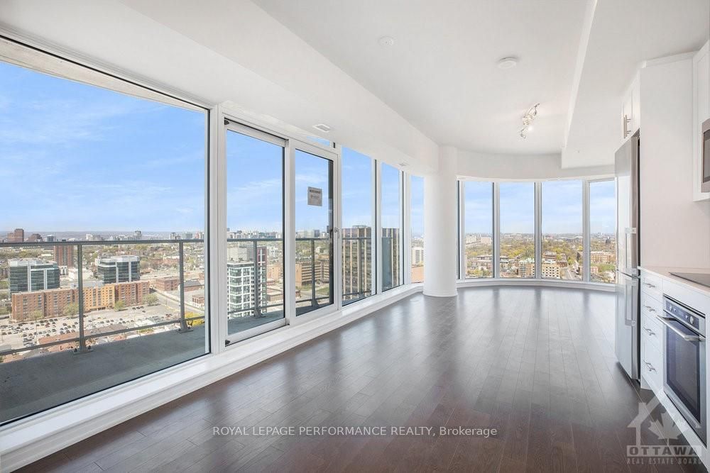 #2508 - 805 Carling Avenue Property Photo 7