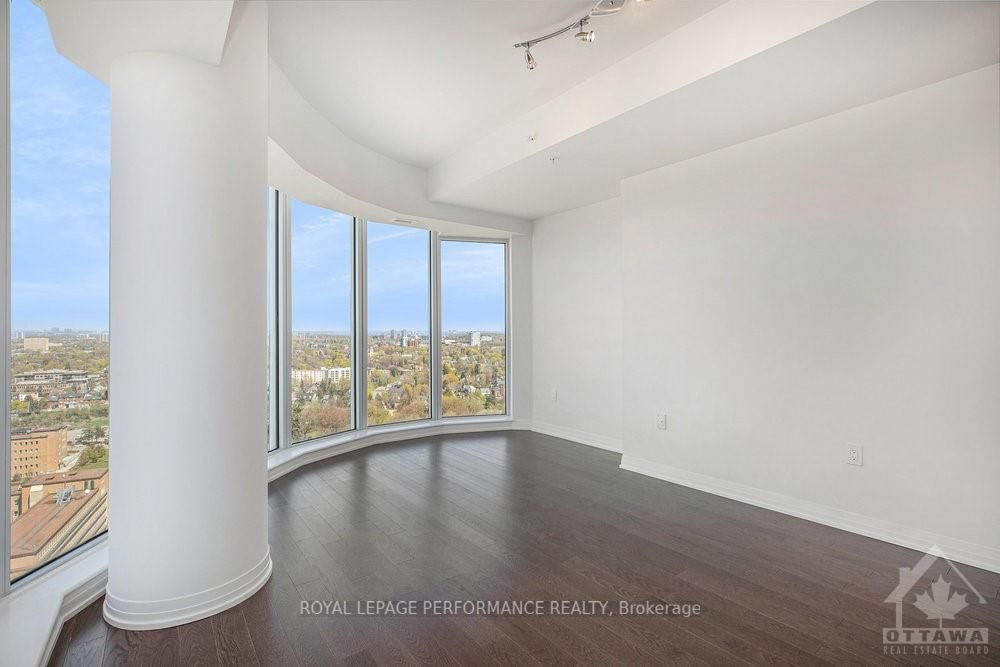 #2508 - 805 Carling Avenue Property Photo 10