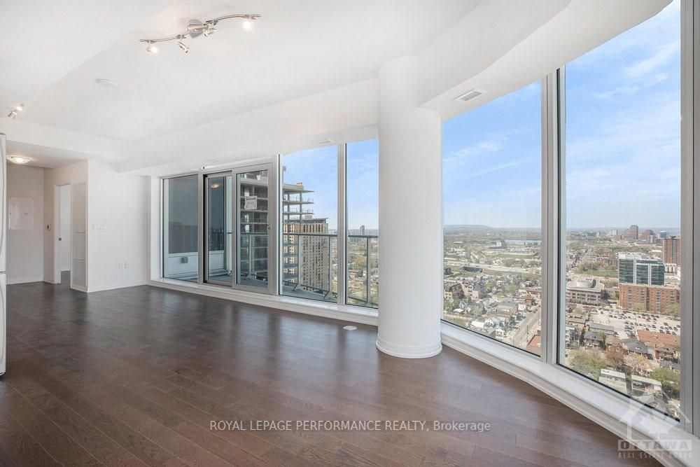 #2508 - 805 Carling Avenue Property Photo 12