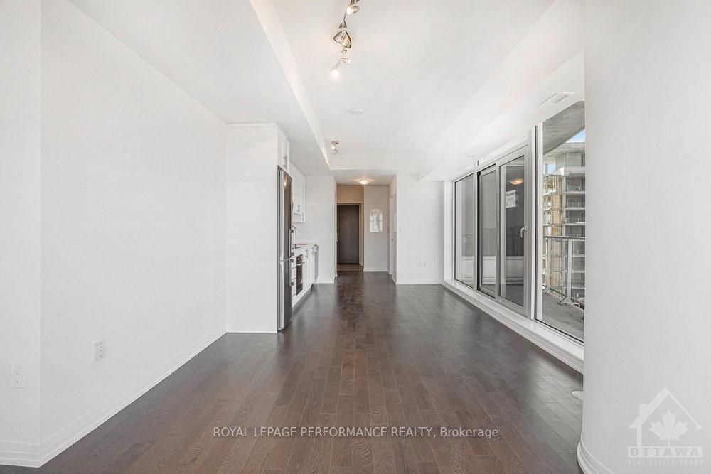 #2508 - 805 Carling Avenue Property Photo 13