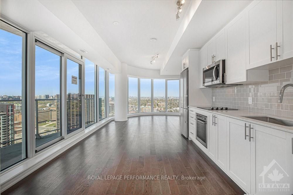 #2508 - 805 Carling Avenue Property Photo 14