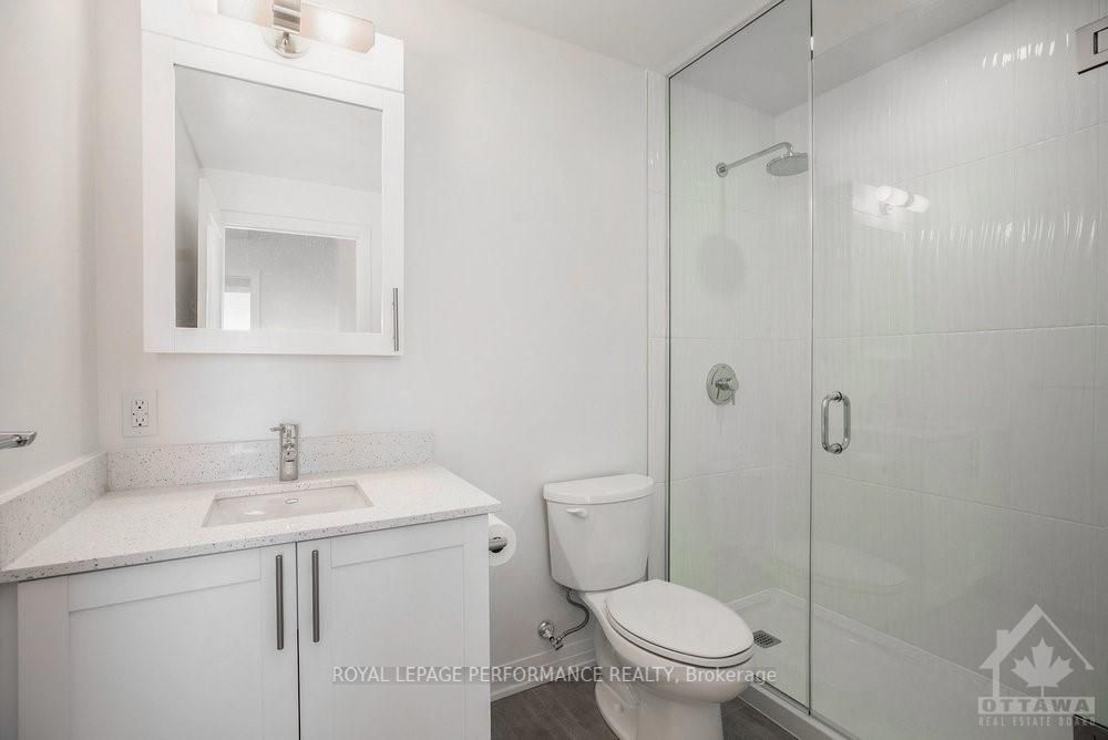 #2508 - 805 Carling Avenue Property Photo 17