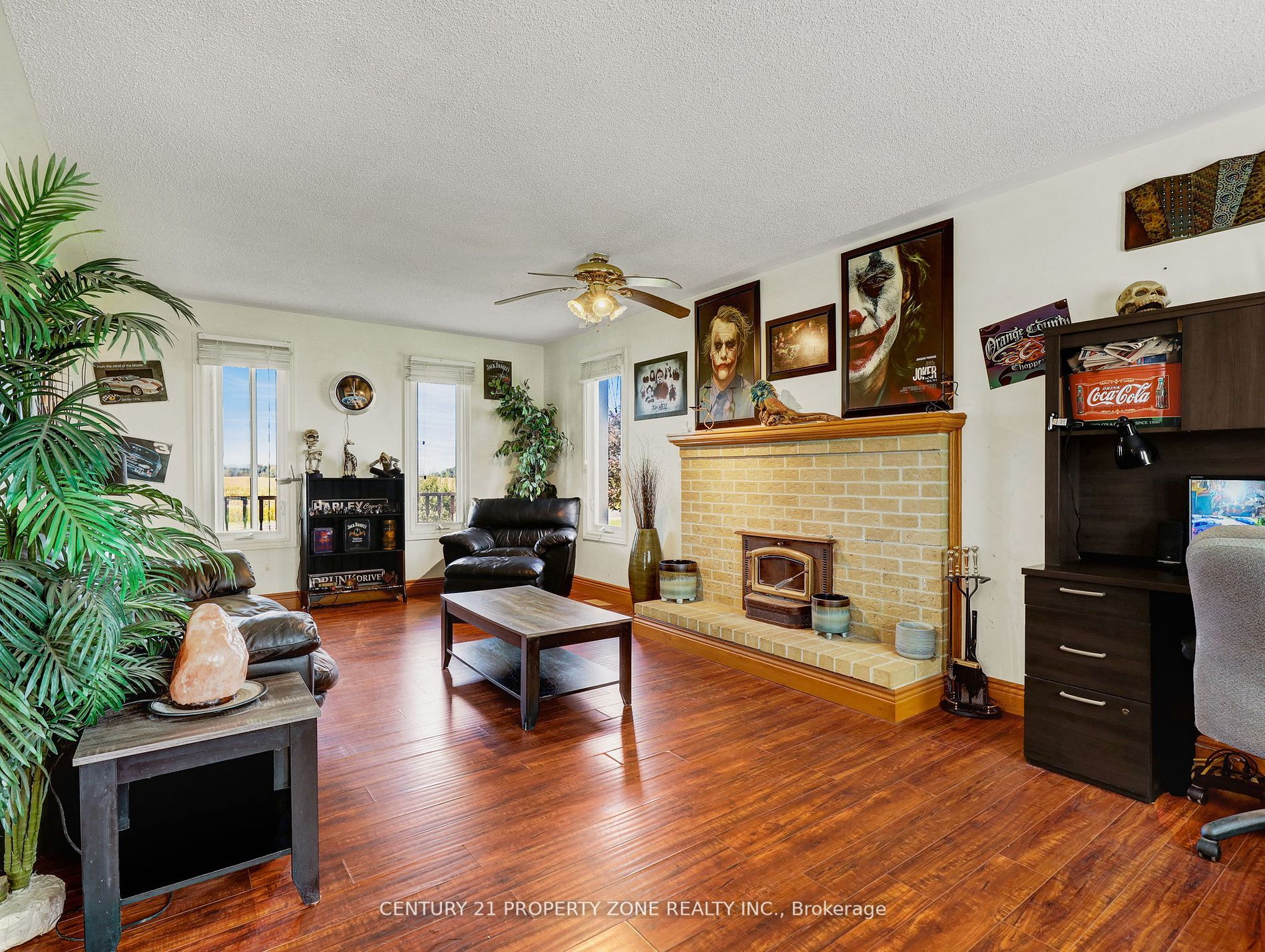 31601 Shackleton Line Property Photo 8