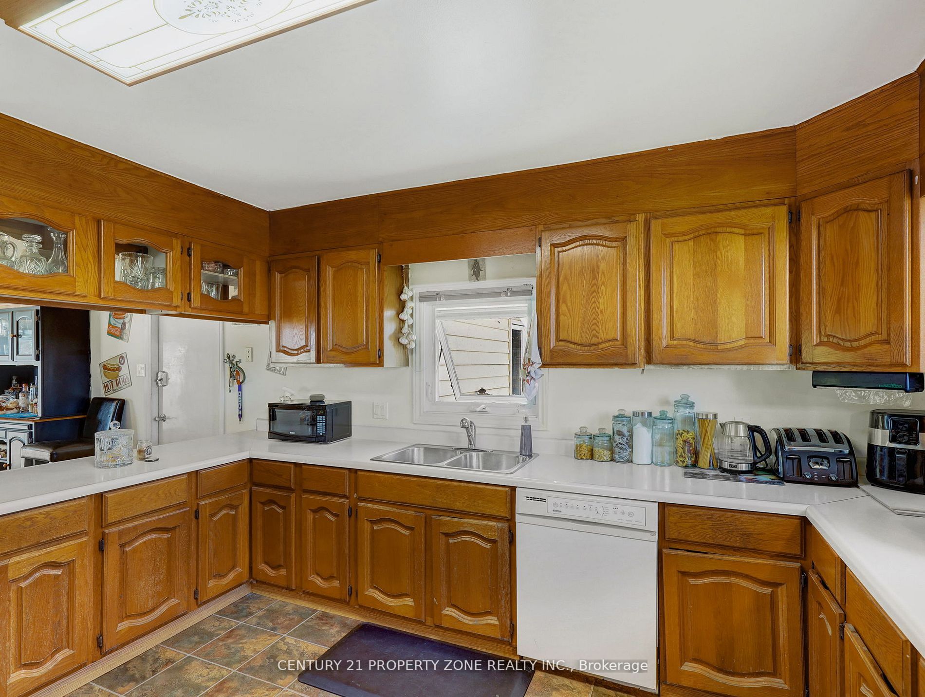 31601 Shackleton Line Property Photo 16