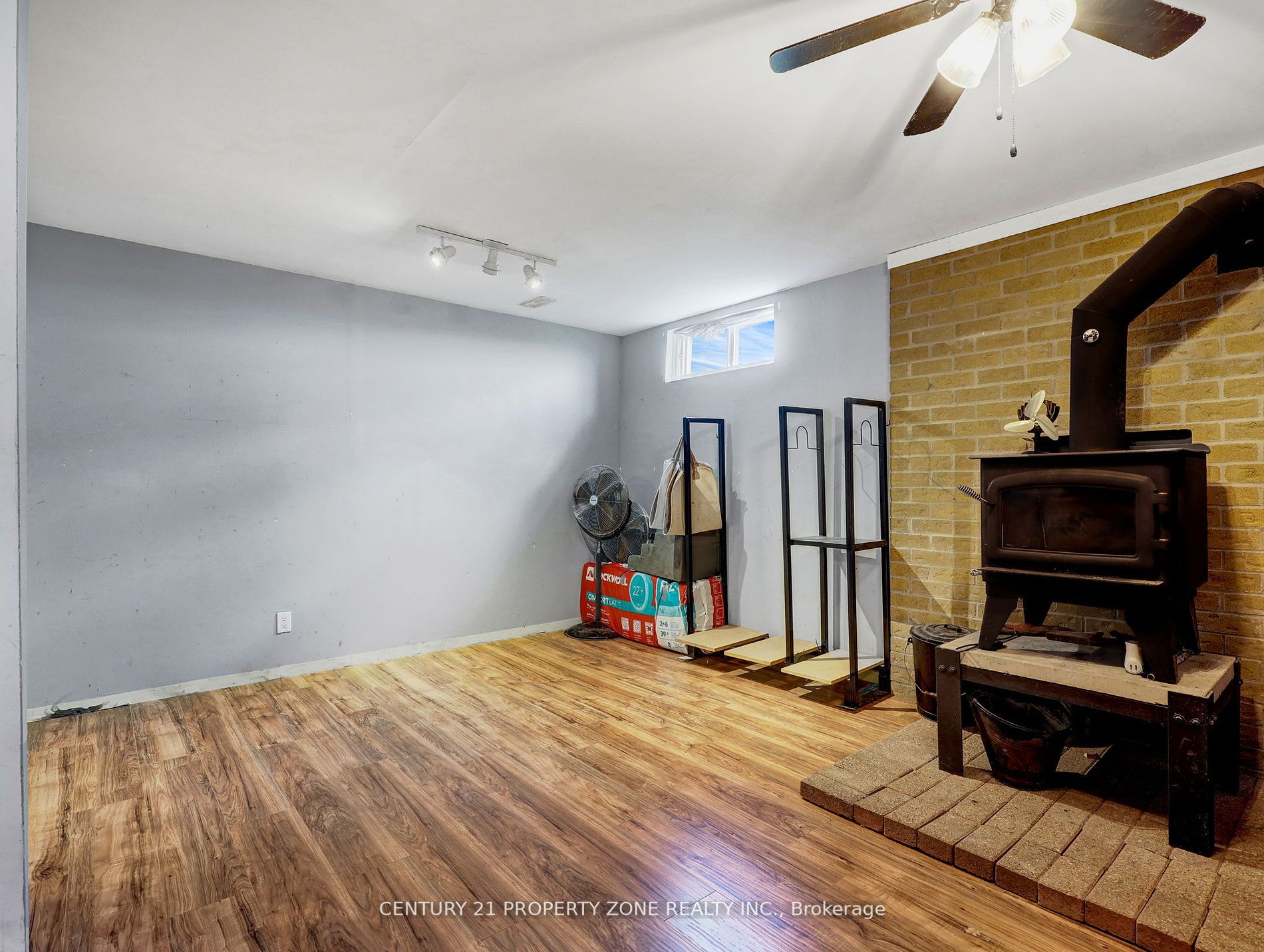 31601 Shackleton Line Property Photo 31