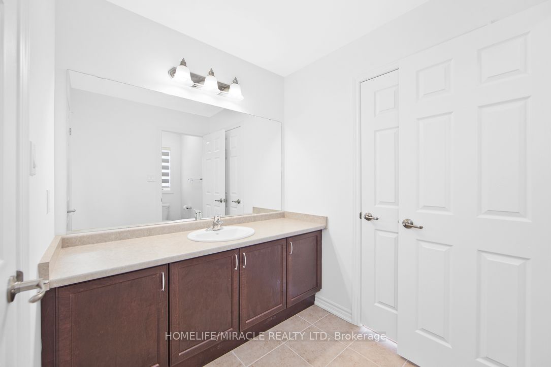 34 Flagg Avenue Property Photo 20